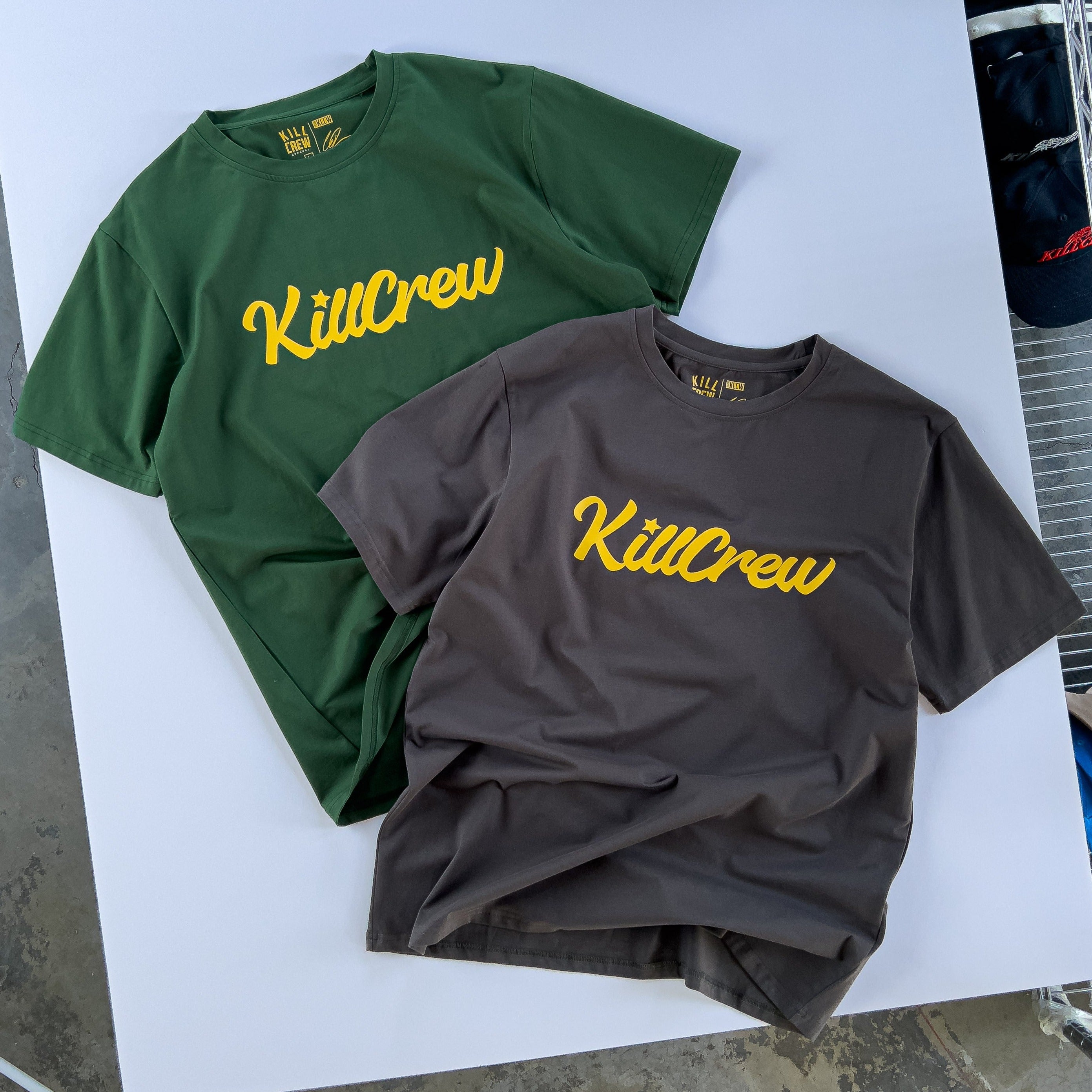 SCRIPT T-SHIRT - GREEN / GOLD