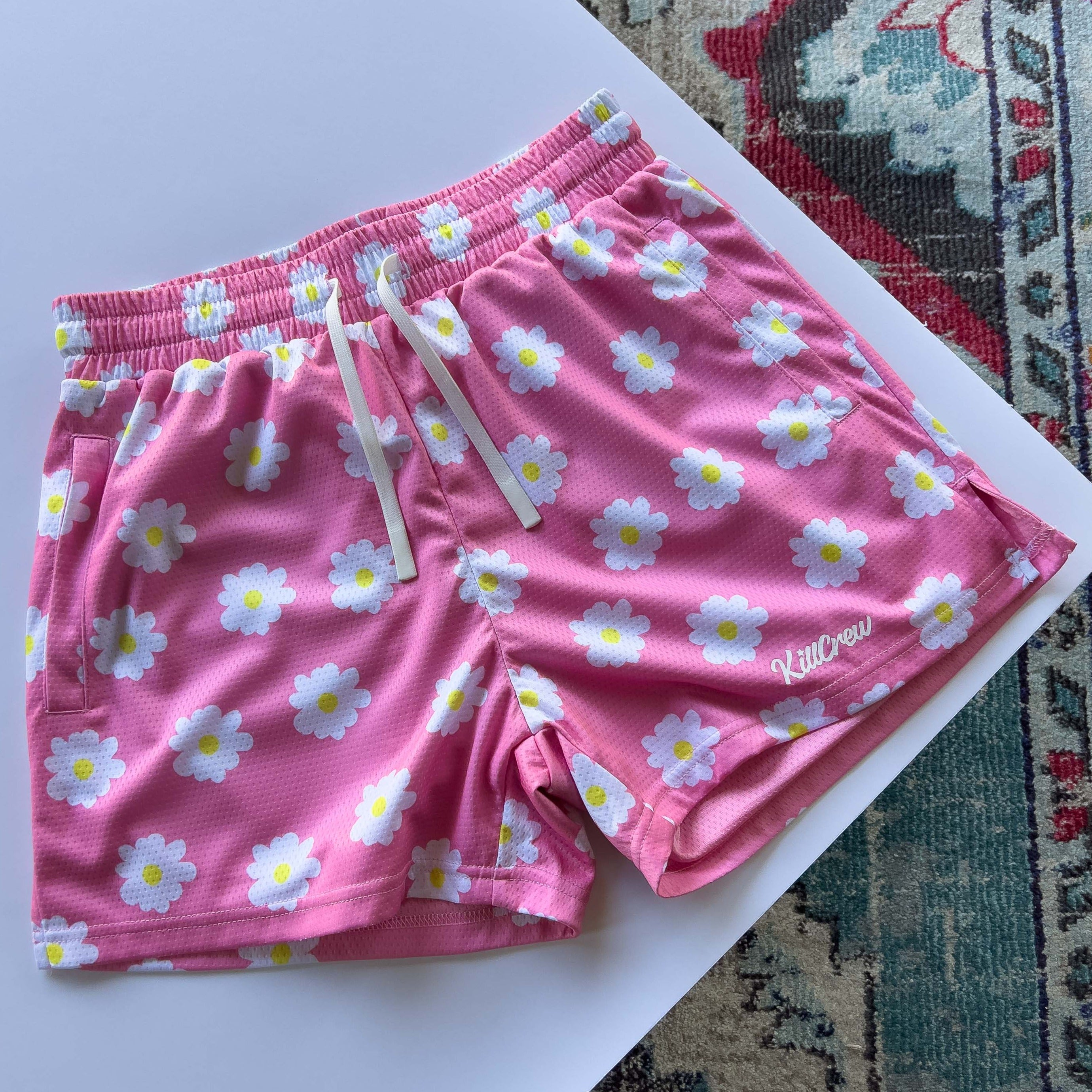 MUAY THAI SHORTS (MID THIGH CUT) DAISY - PINK