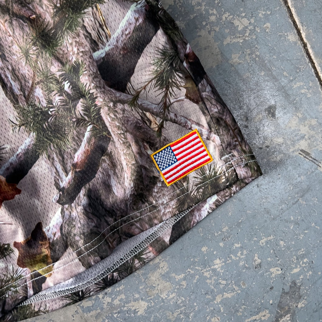 EMBROIDERED FLAG SHORTS - CAMO / ORANGE