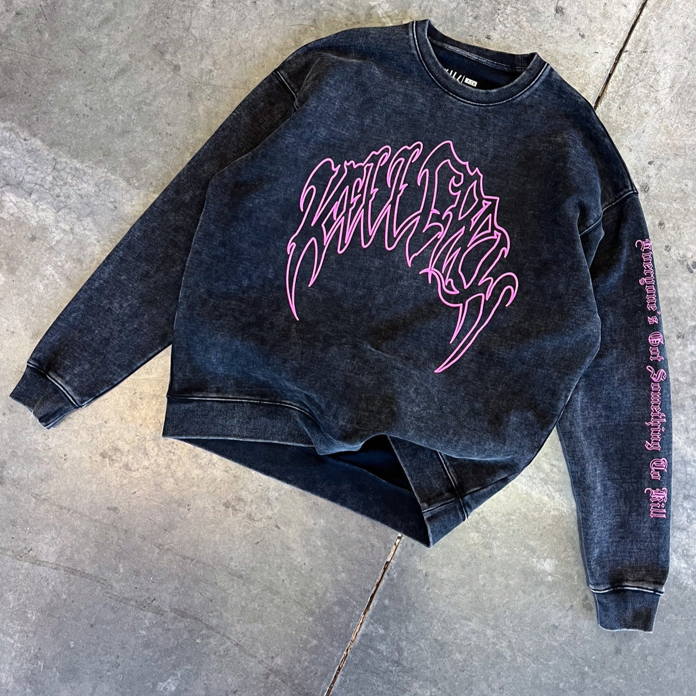 HEAVYWEIGHT LUX CLASSIC CREW NECK - BLACK / PINK