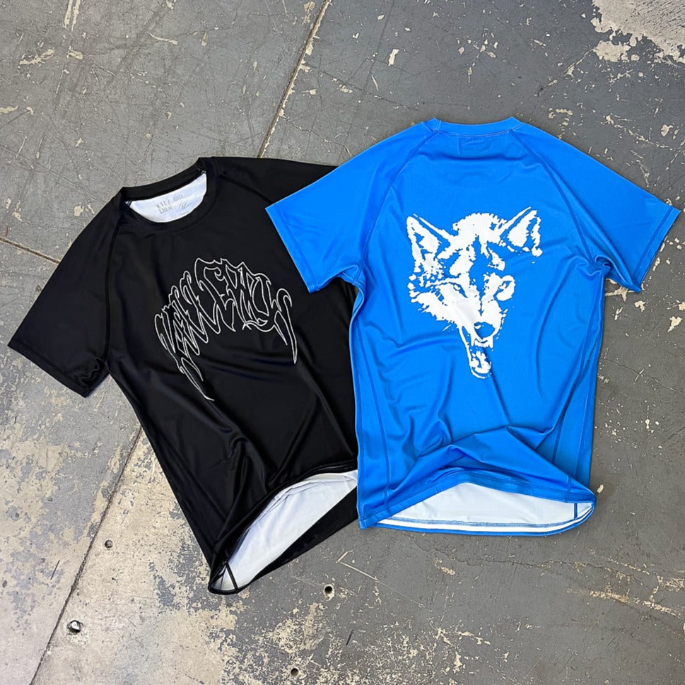 LONE WOLF SHORT SLEEVE RASH GUARD - BLACK / WHITE