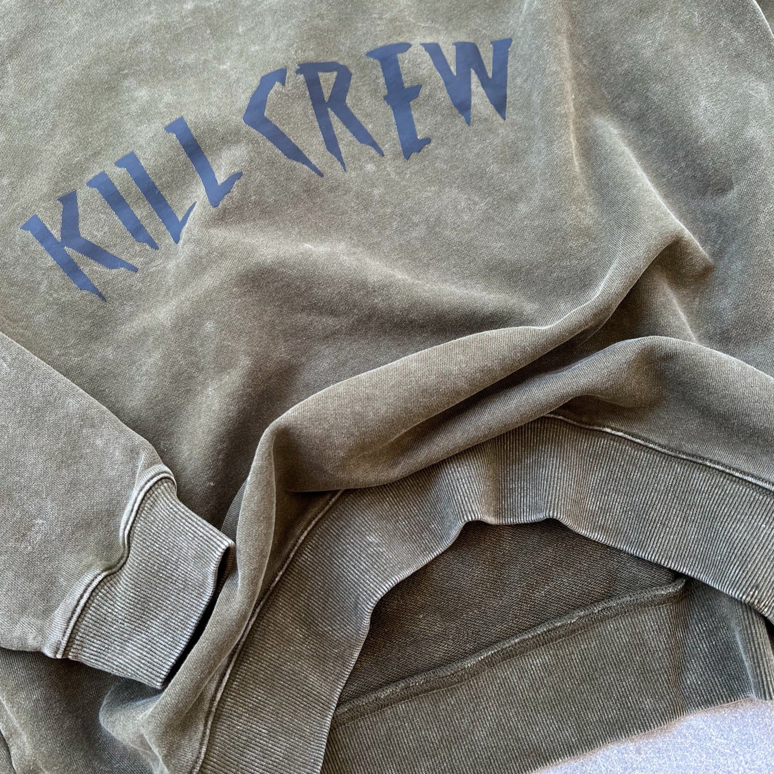 HEAVYWEIGHT LUX KILL CREW CREW NECK - OLIVE