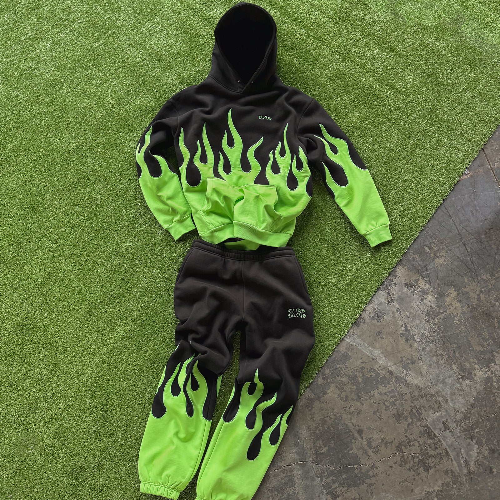 PREMIUM HEATER SWEATS - BLACK / GREEN