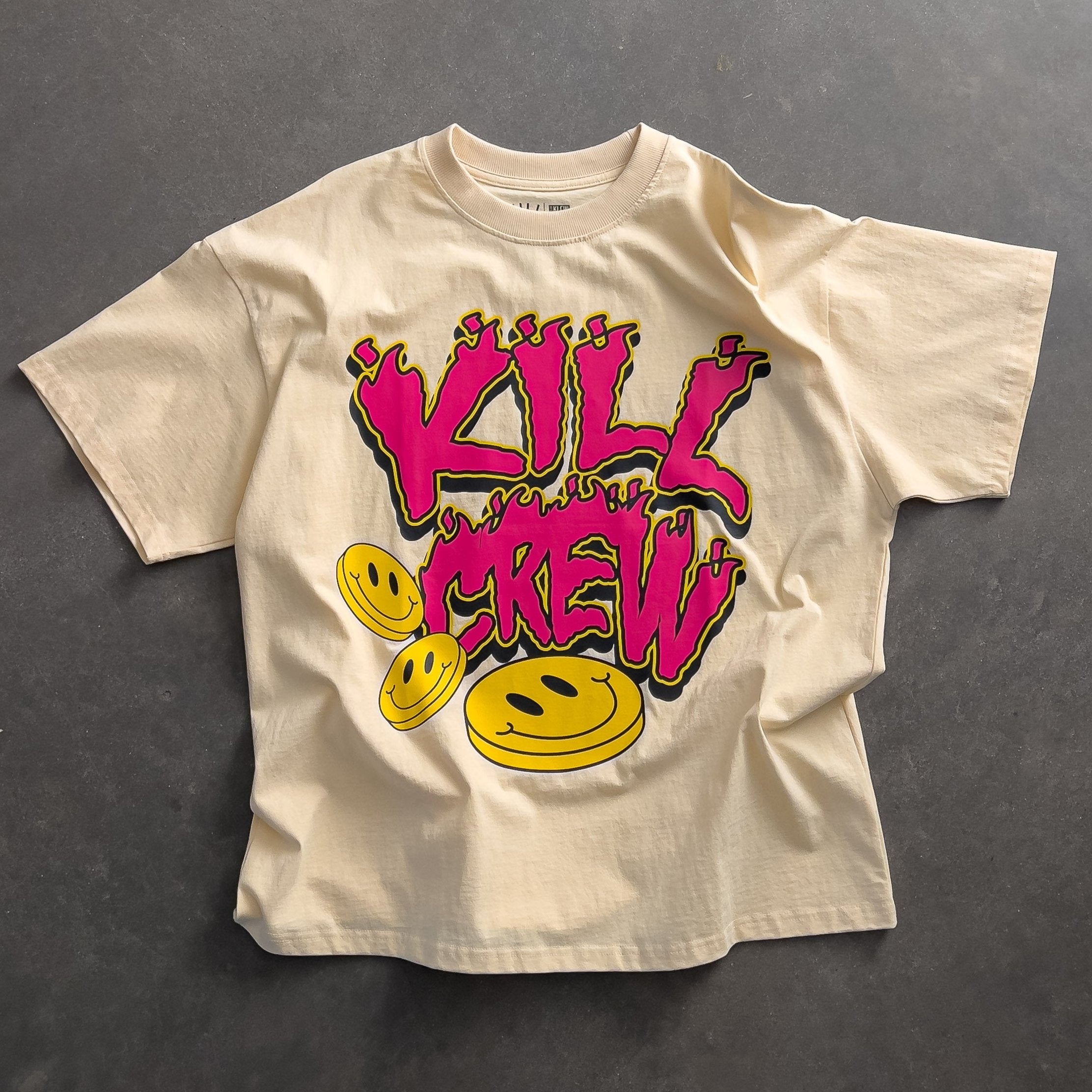 OVERSIZED HAPPY PILLS T-SHIRT - CREAM