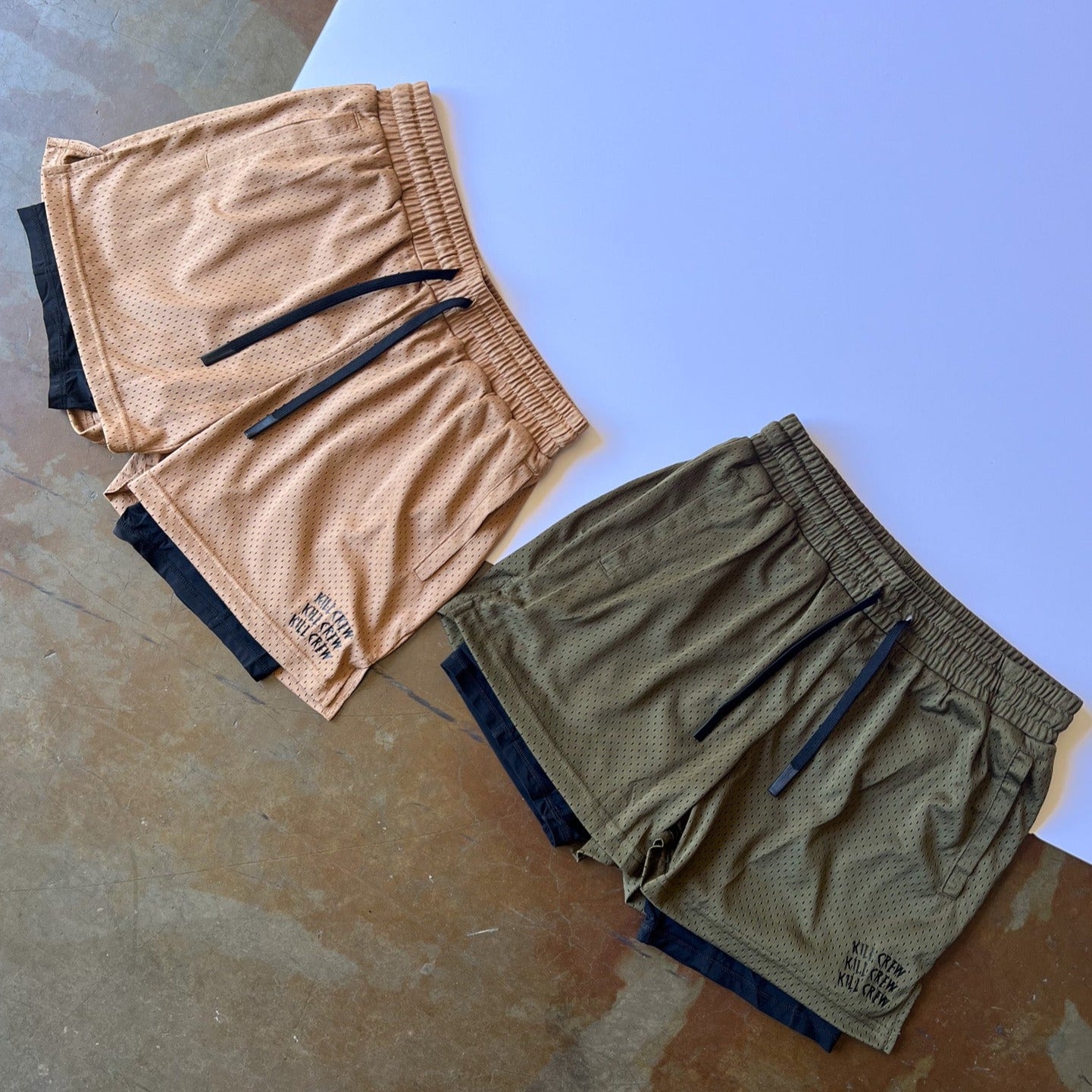 TRAINING SHORT WITH LINER - SAND