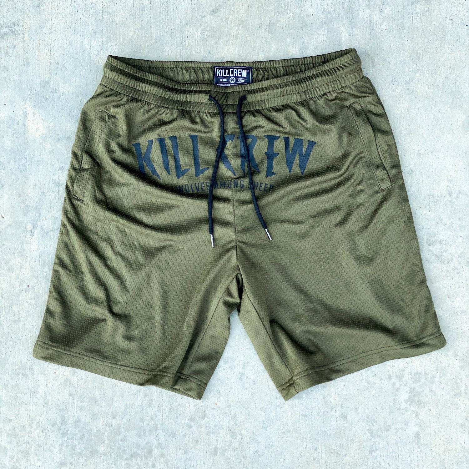 WOLVES SHORTS - OLIVE