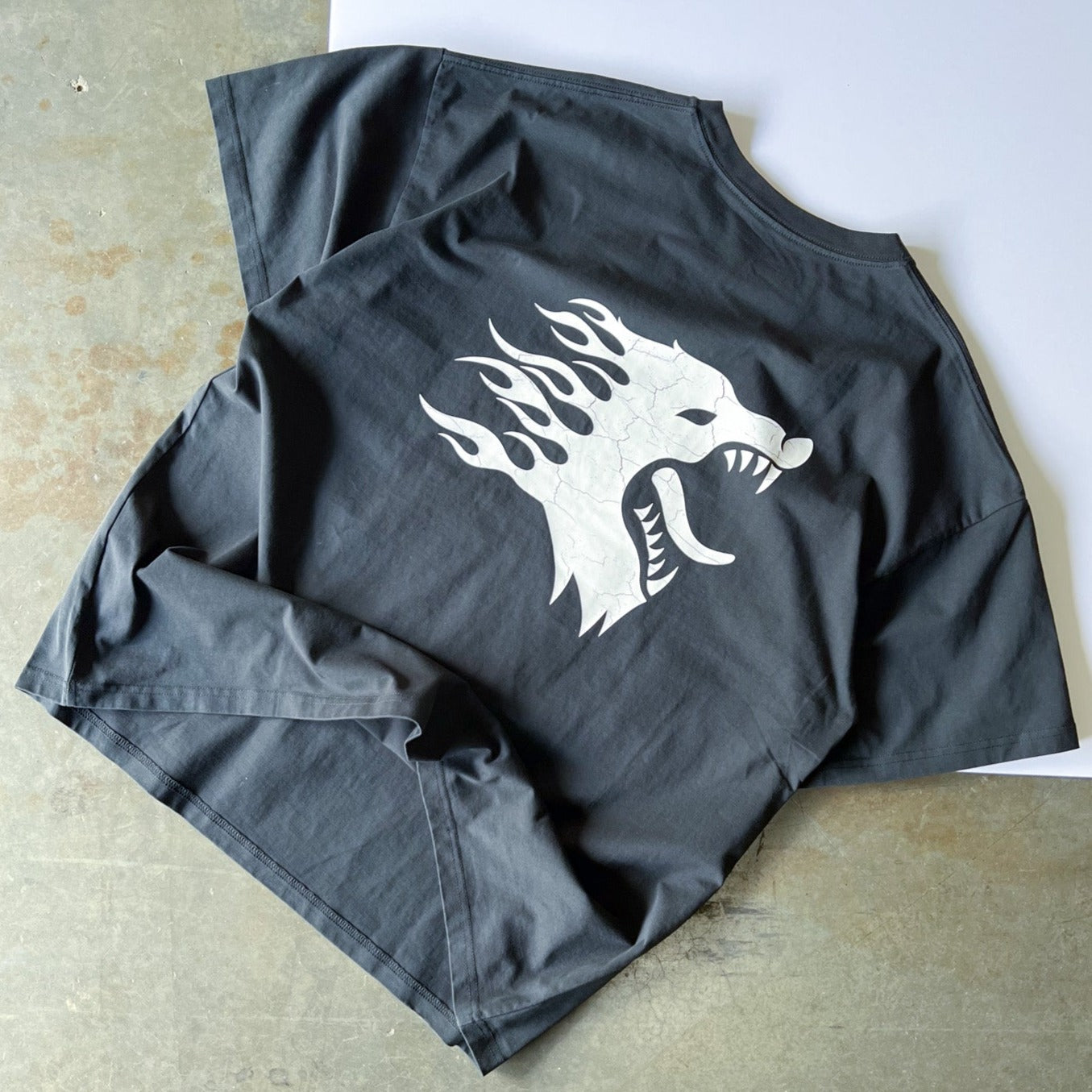 OVERSIZED WAR WOLF T-SHIRT - BLACK / WHITE