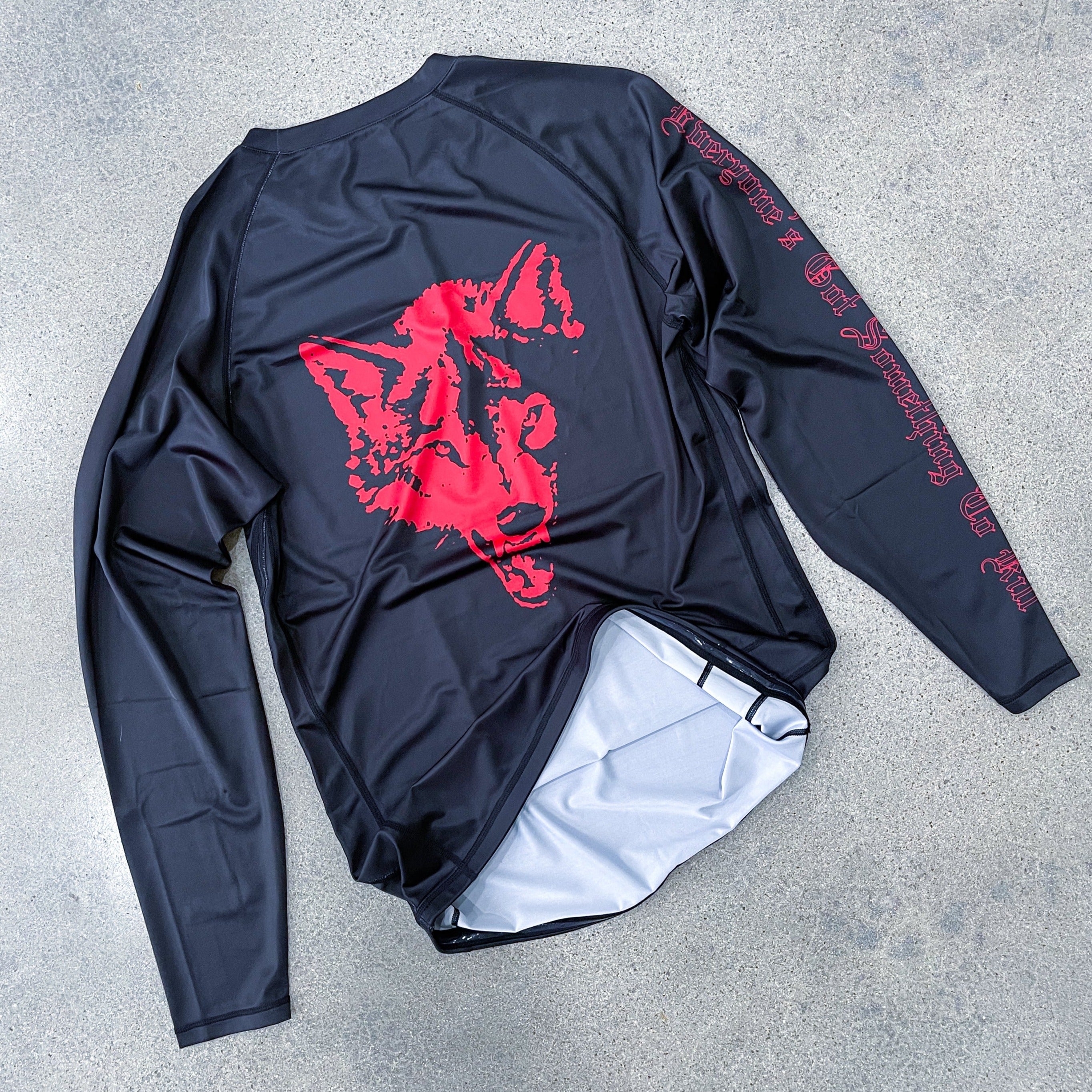 LONE WOLF RASH GUARD - BLACK / RED