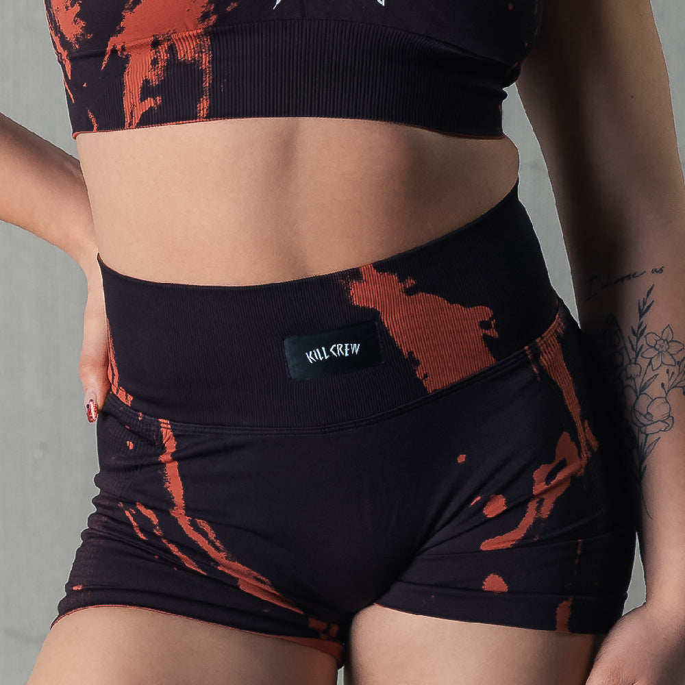 SEAMLESS SPLATTER BIKER SHORTS - BLACK / RED