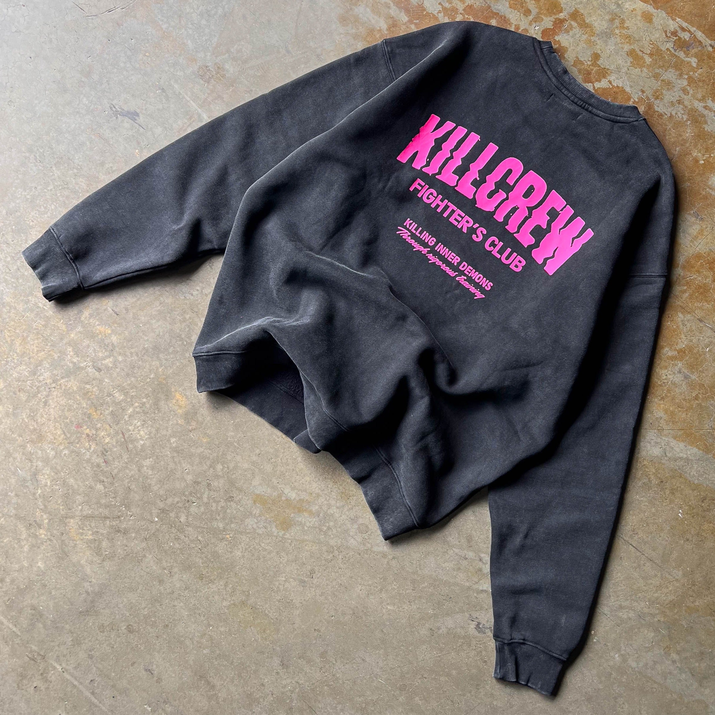 OVERSIZED LUX RIGOROUS TRAINING CREW NECK - BLACK / PINK