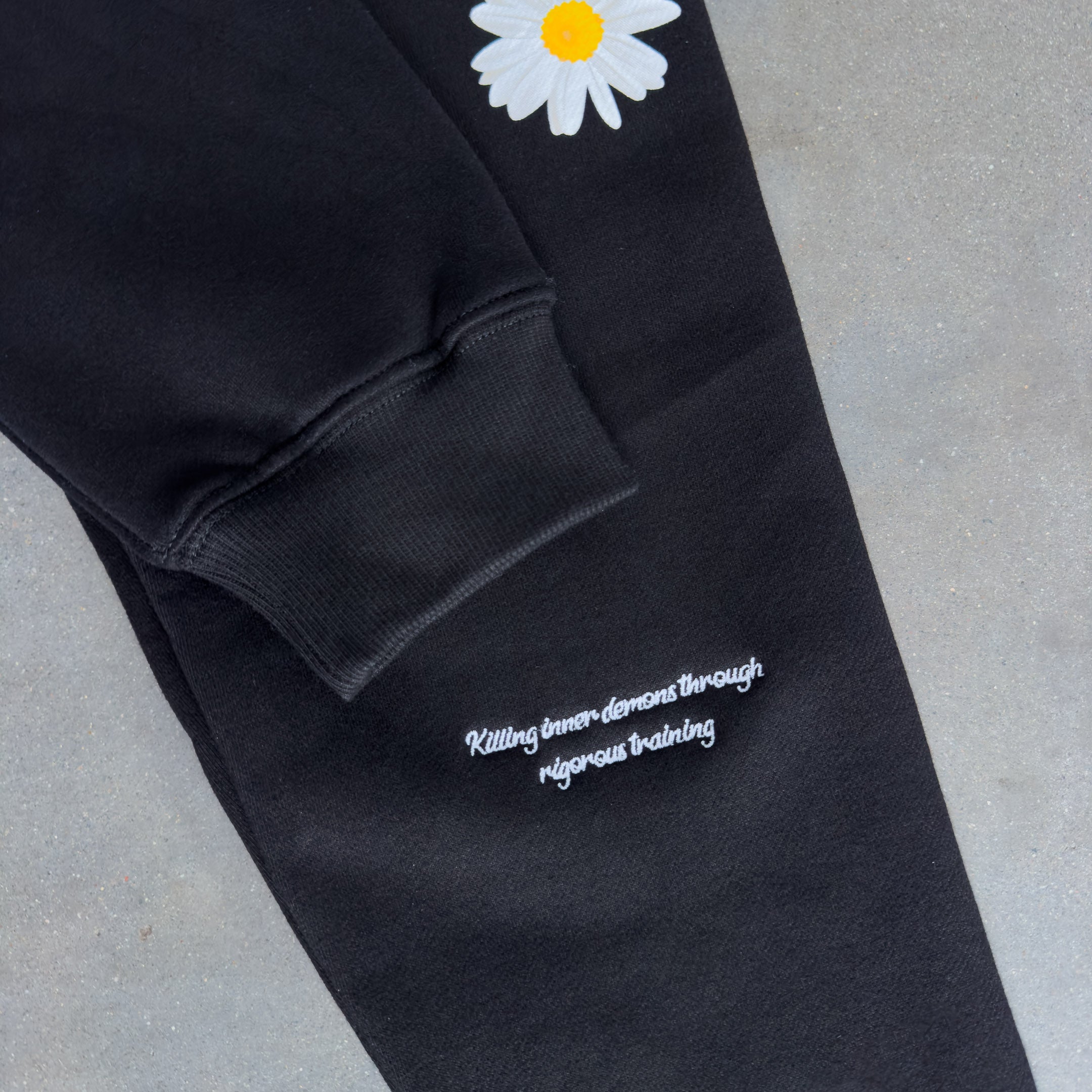 OVERSIZED LUX DAISY HOODIE - BLACK