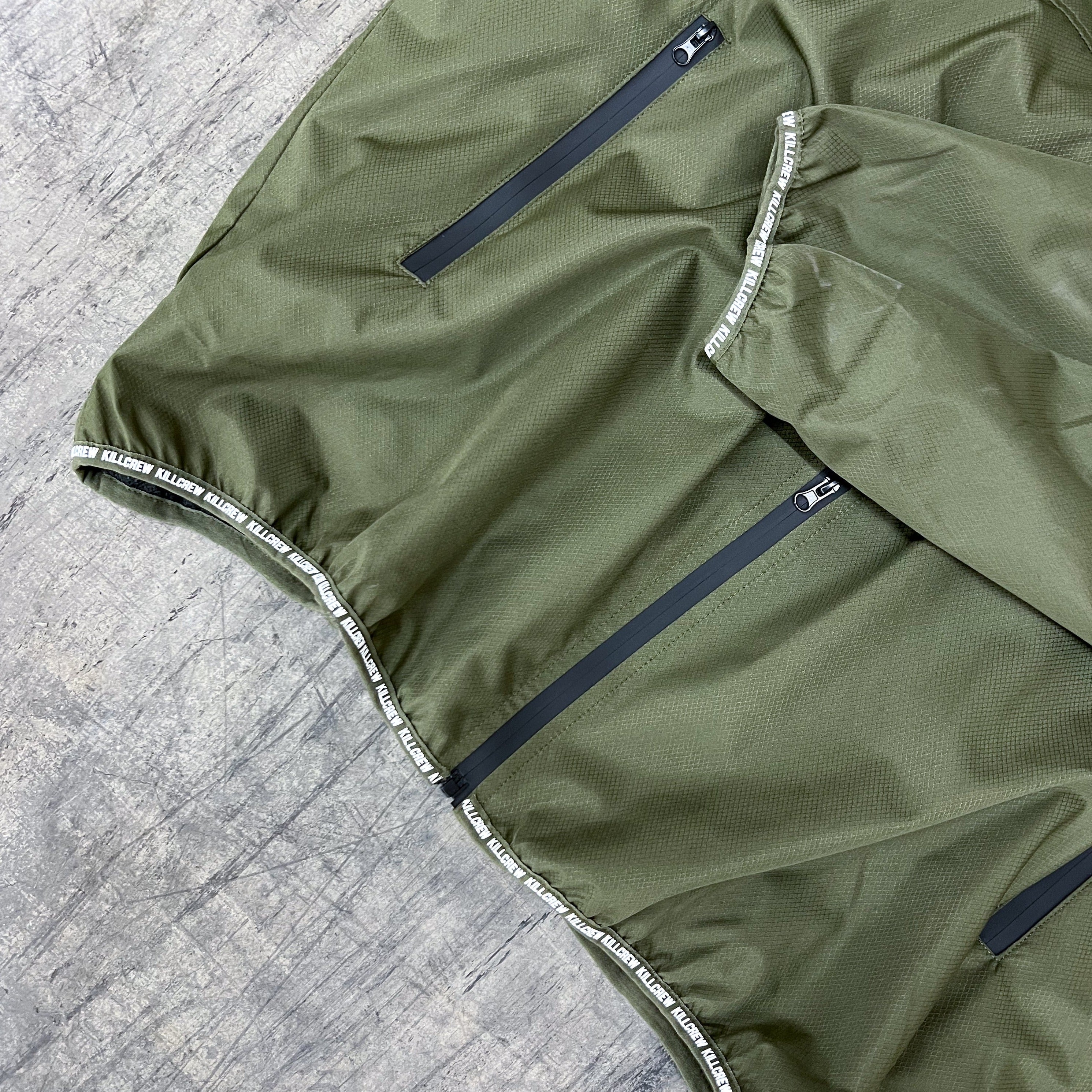 WOLF QUICK DRY WINDBREAKER - OLIVE / WHITE