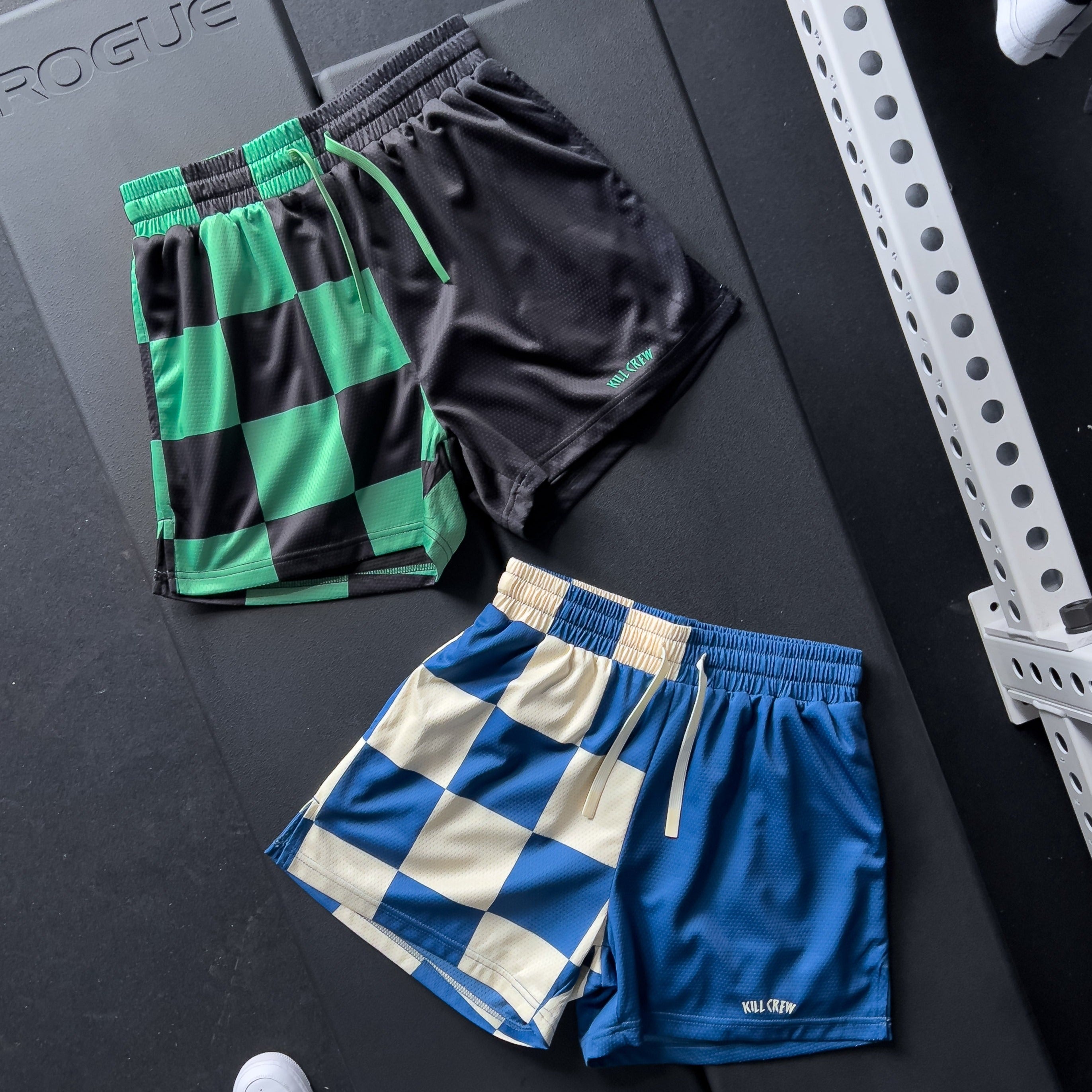 MUAY THAI SHORTS (MID THIGH CUT) CHECKER - BLACK / MINT