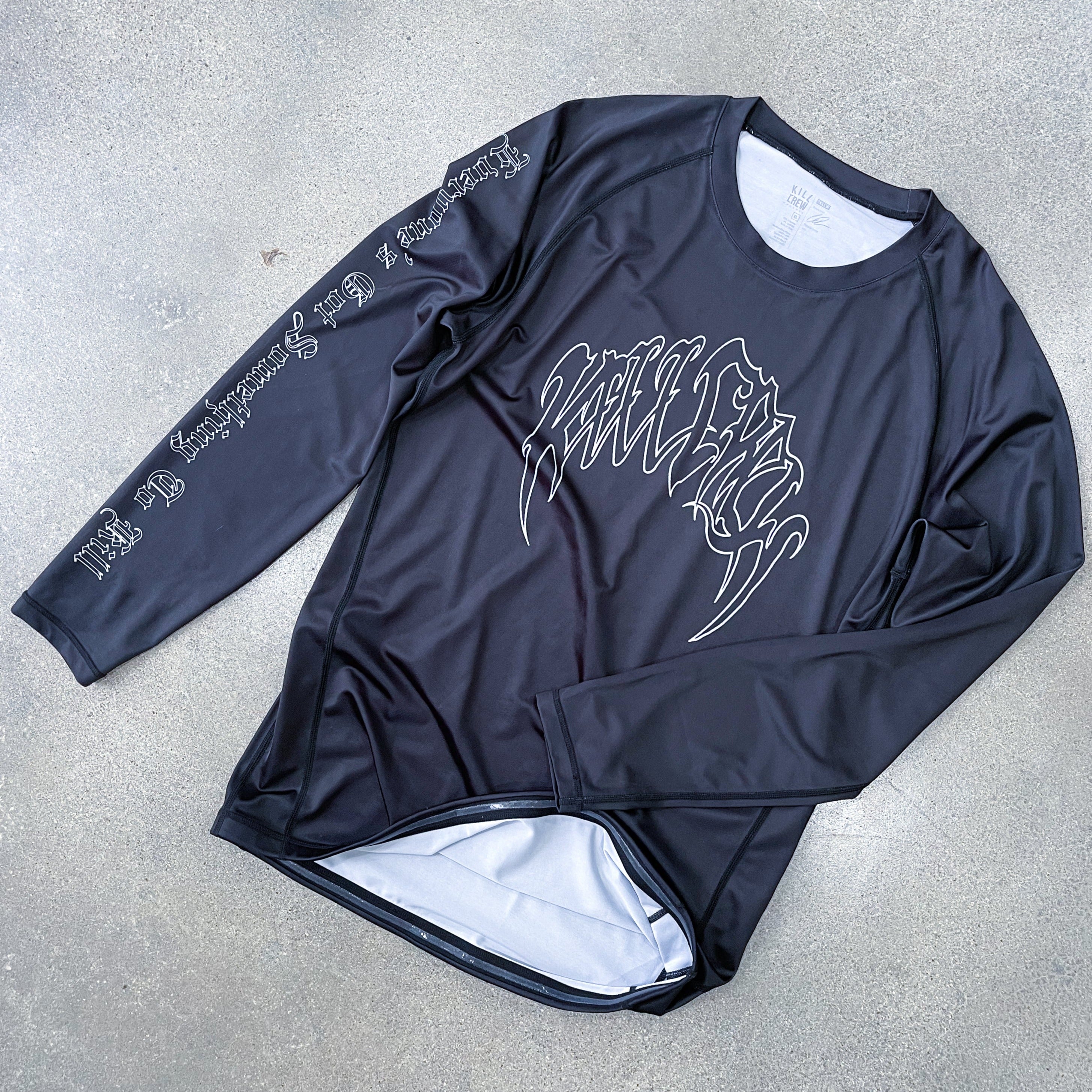 LONE WOLF RASH GUARD - BLACK / WHITE