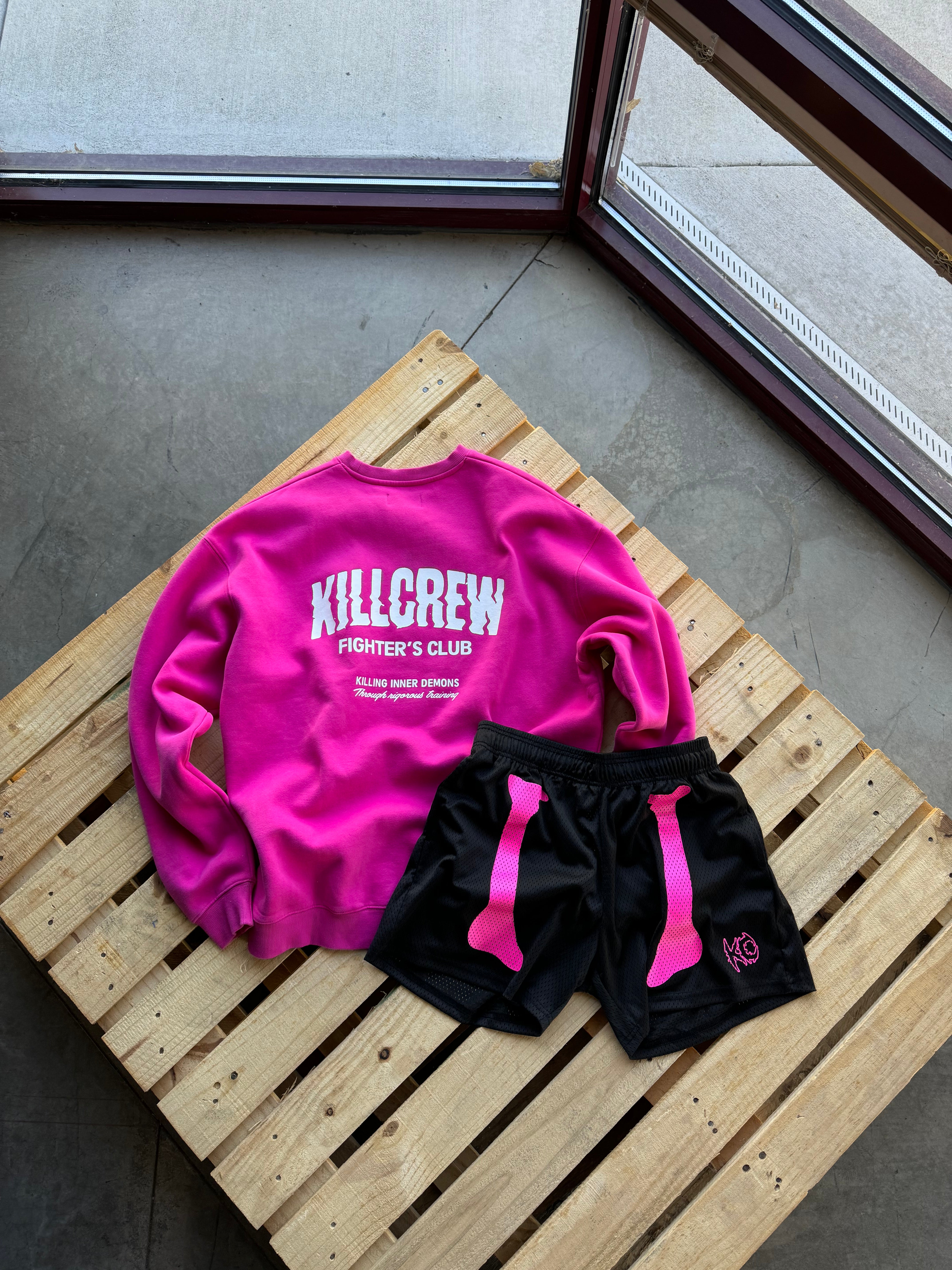 BONE DRY VENTED MESH SHORTS - BLACK / PINK