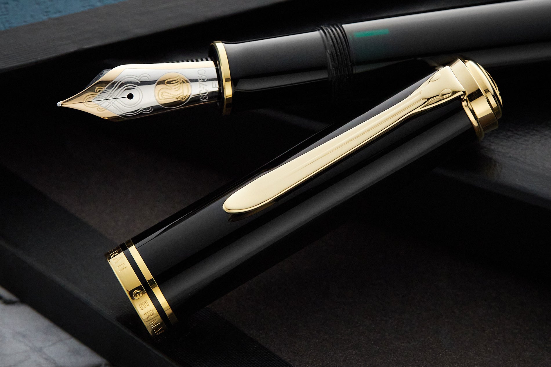 Pelikan M1000 Fountain Pen - Black