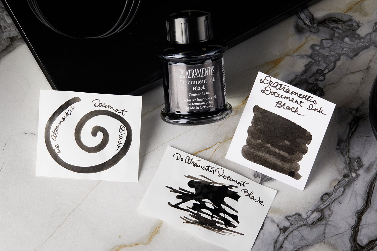 De Atramentis Document Ink Black - Ink Sample