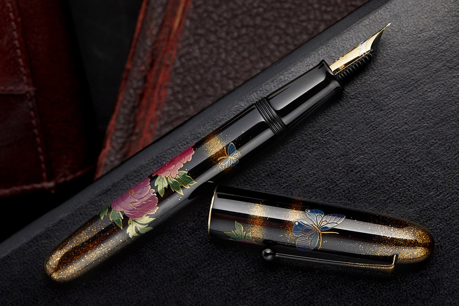 Namiki Yukari Royale Maki-e Fountain Pen - Peony