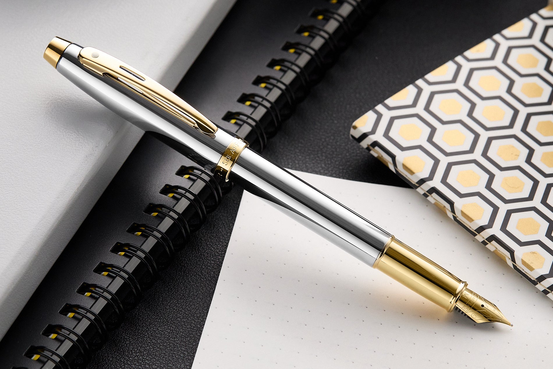 Sheaffer 100 Fountain Pen - Bright Chrome/Gold