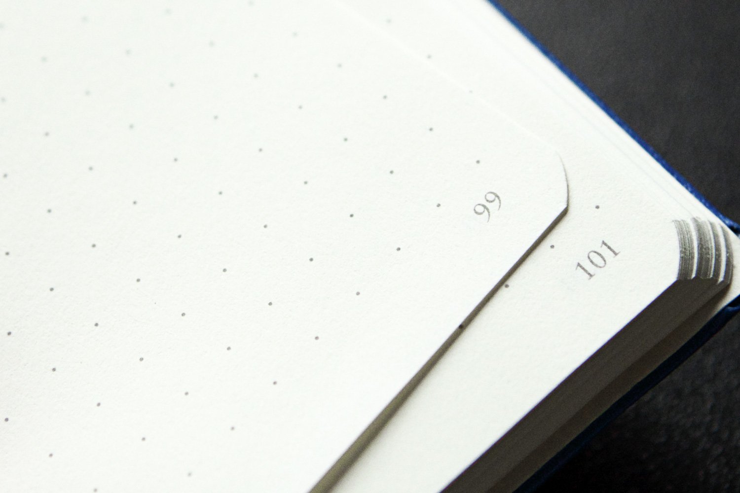 Leuchtturm1917 Medium A5 Notebook - Lilac, Dot Grid