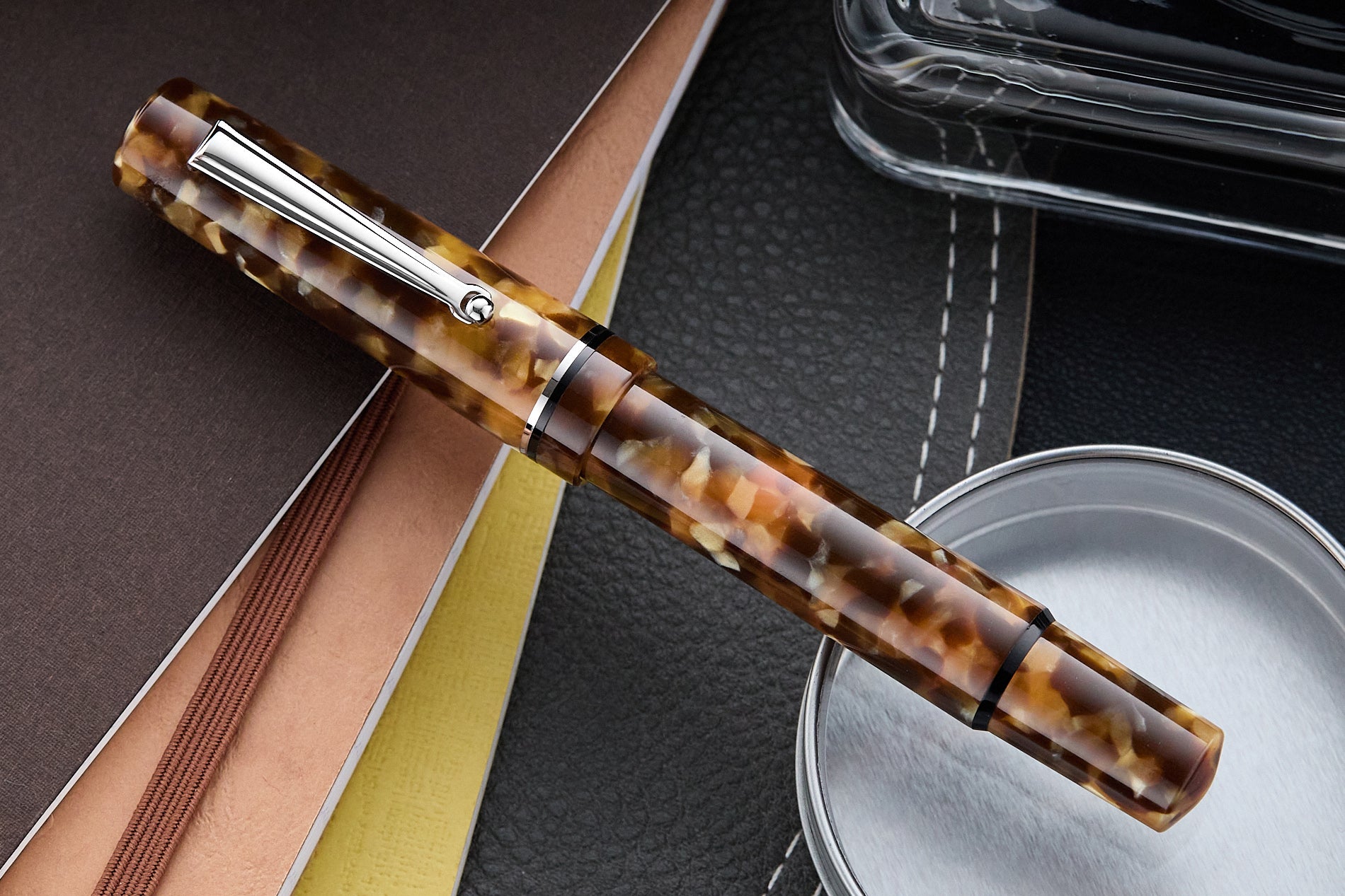 Delta Spaccanapoli Fountain Pen - Serracassano Brown