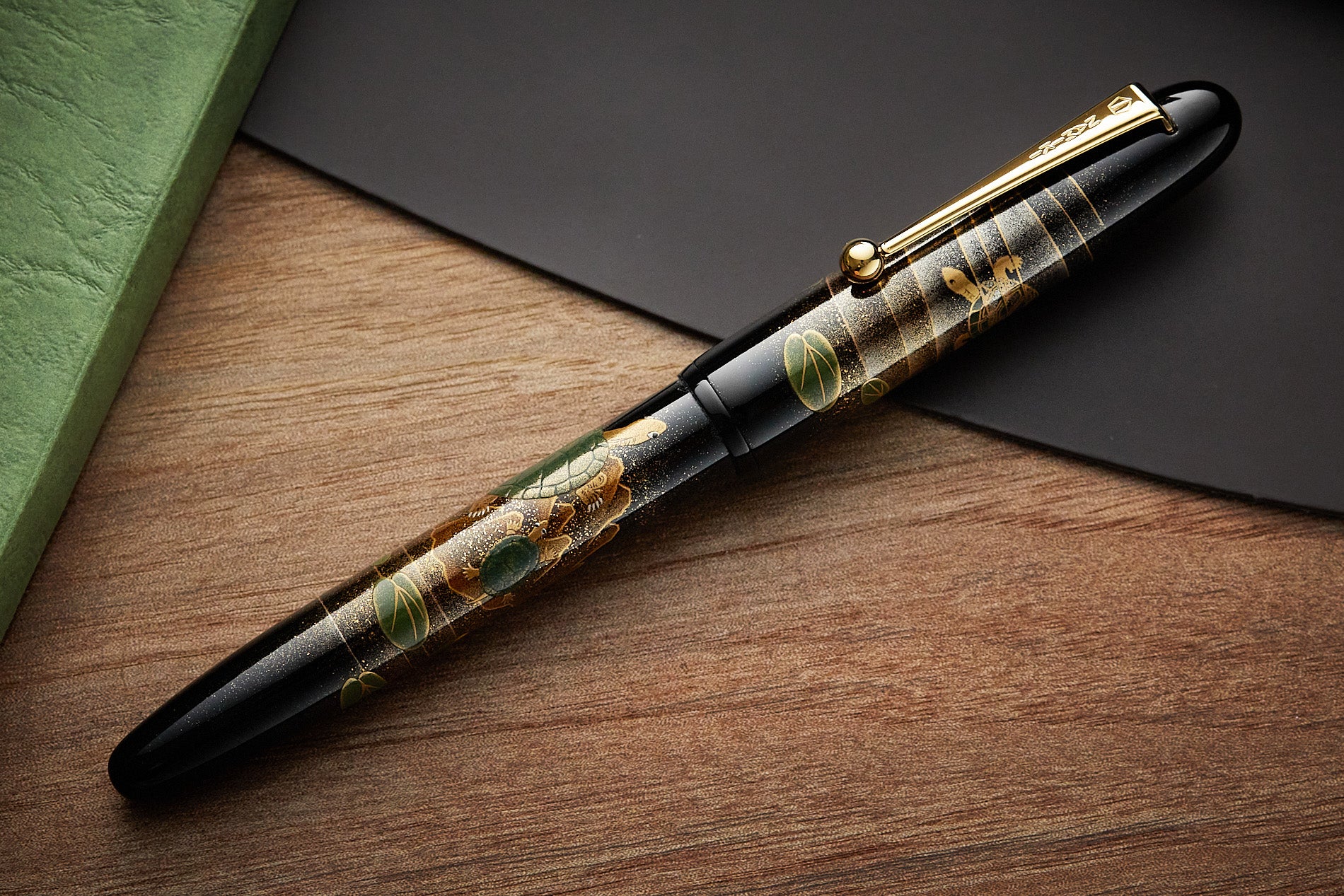 Namiki Yukari Maki-e Fountain Pen - Turtles