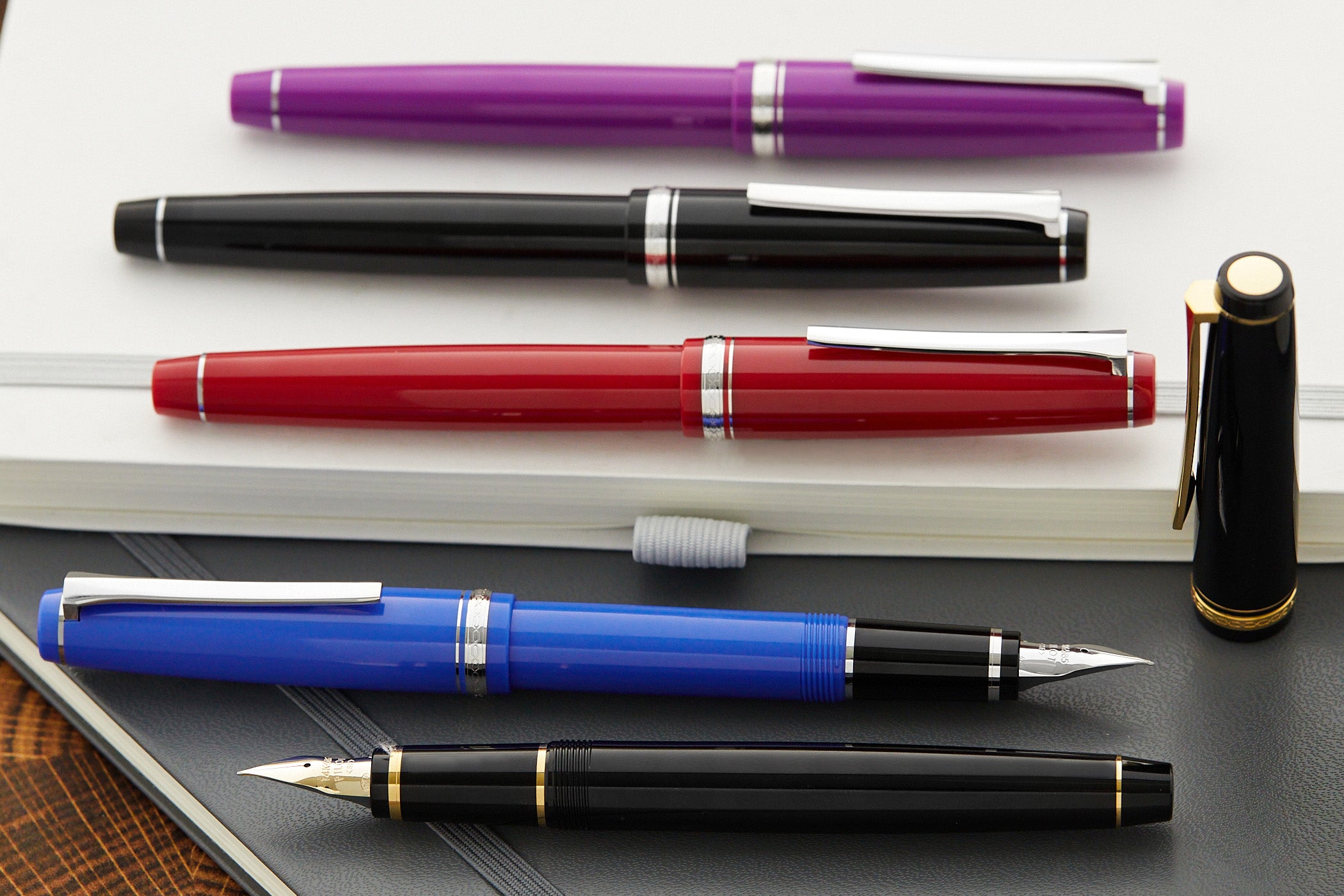 Pilot Falcon Fountain Pen - Black/Rhodium