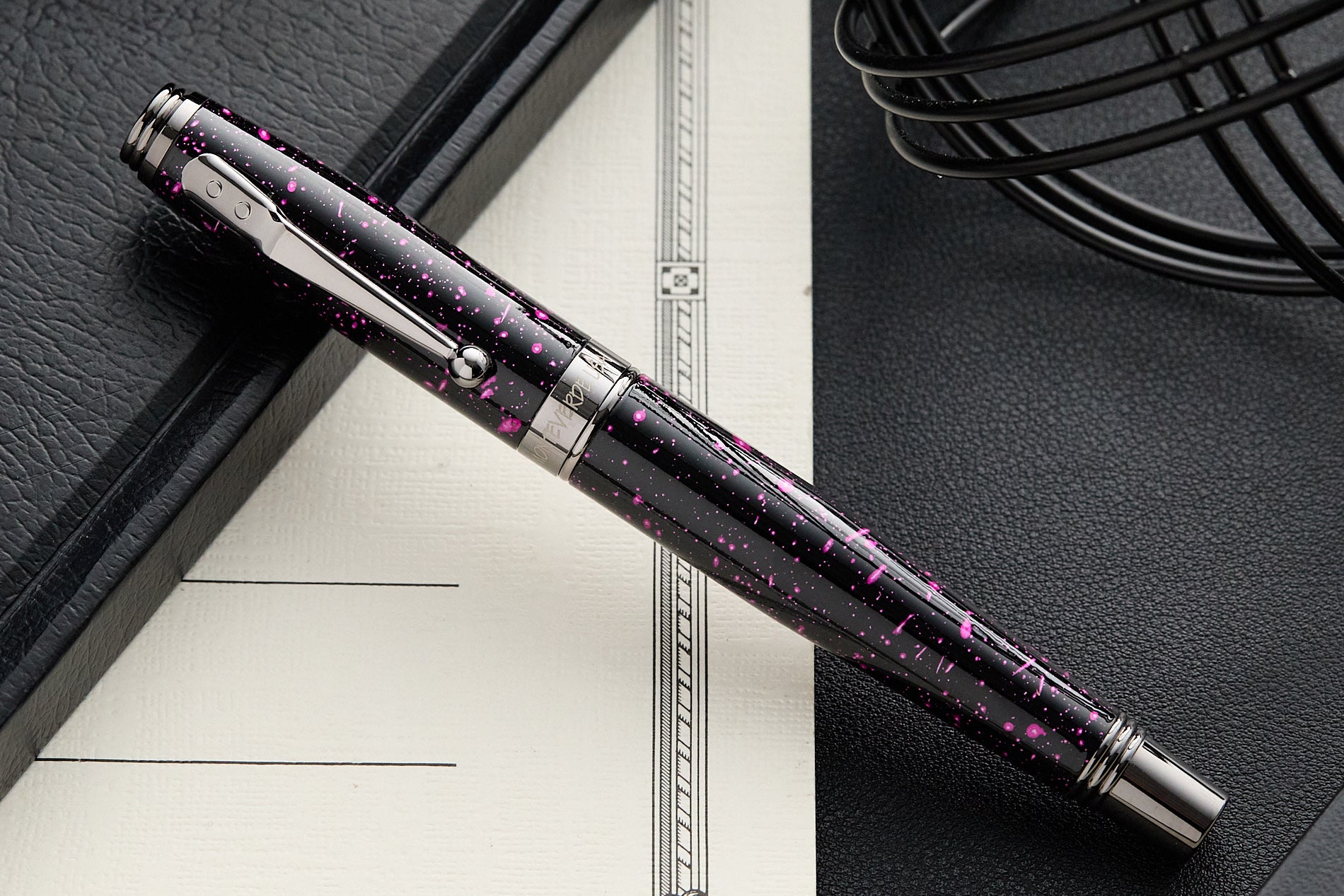 Monteverde Invincia Vega Fountain Pen - Starlight Purple