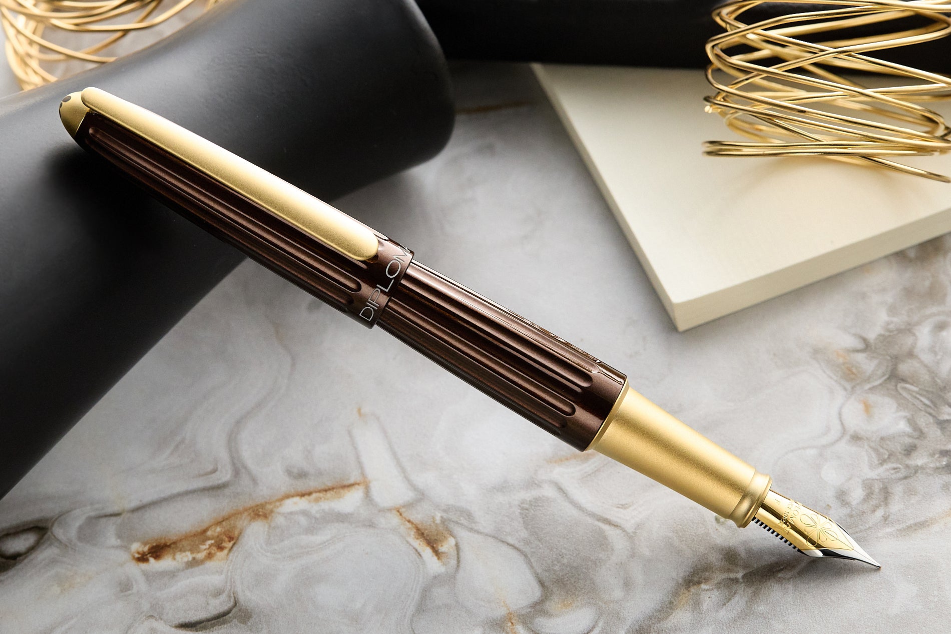 Diplomat Aero Fountain Pen - Marrakesh Brown/Gold (Special Edition)