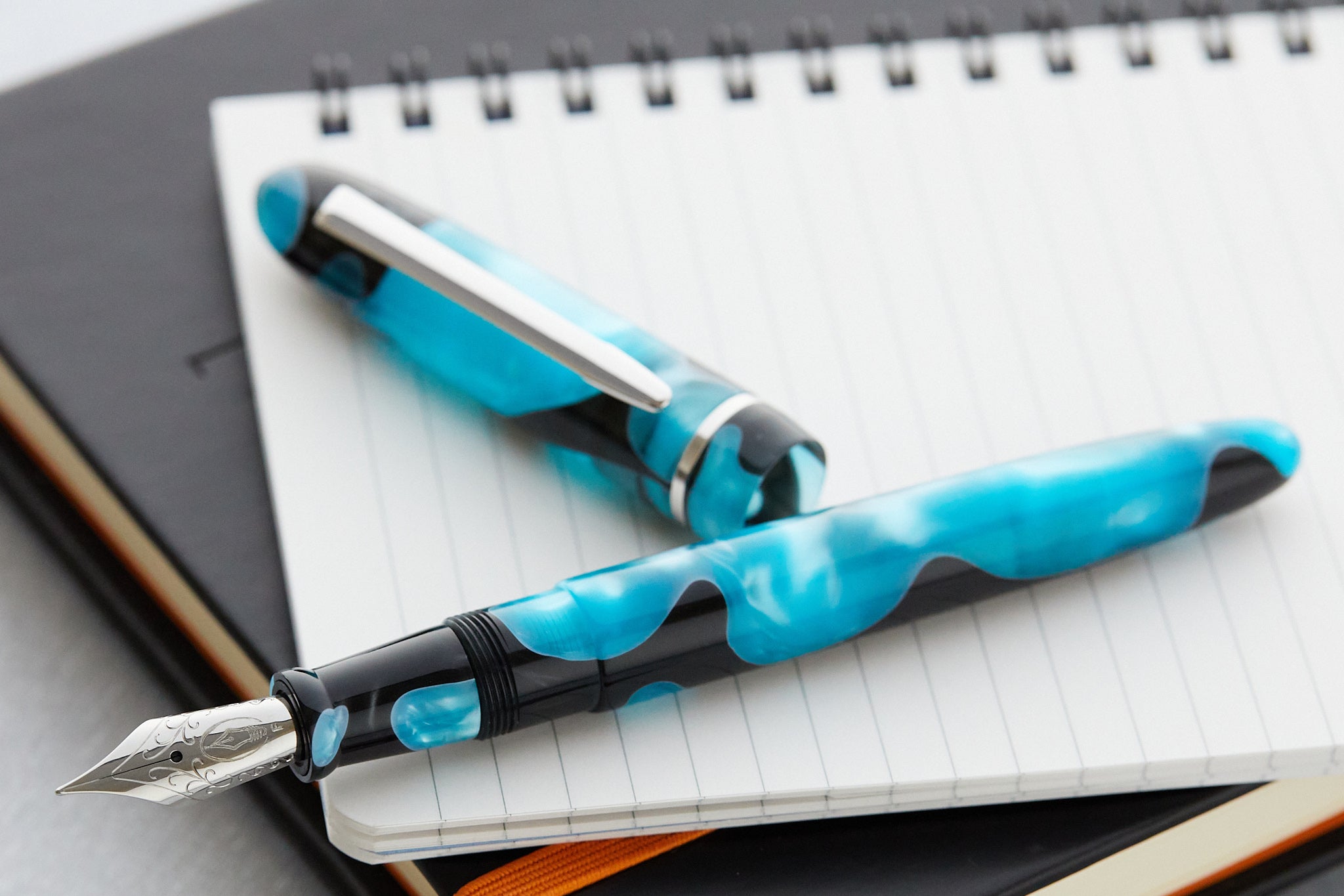 Edison Menlo Fountain Pen - Blue Grotto