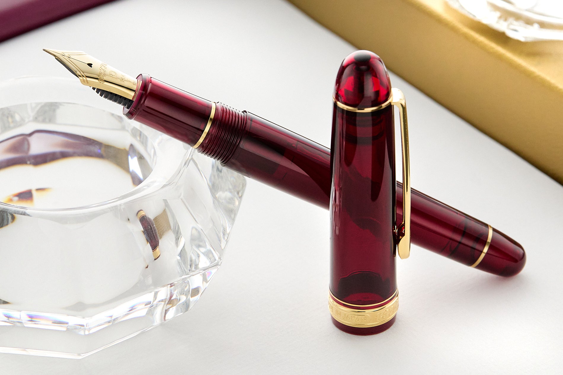 Platinum #3776 Century Fountain Pen - Bourgogne/Gold