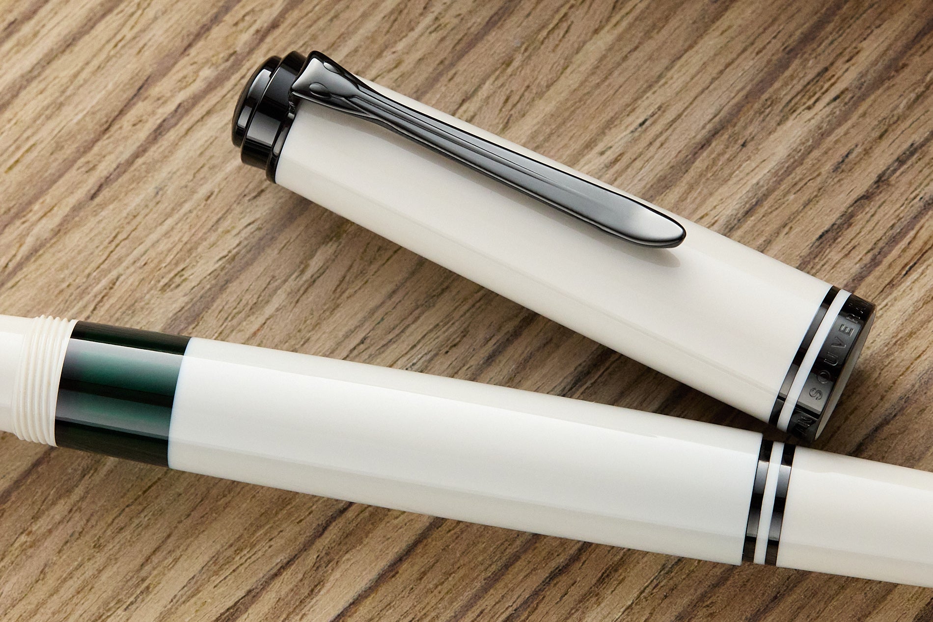 Pelikan M670 Fountain Pen - Warm Grey (Special Edition)