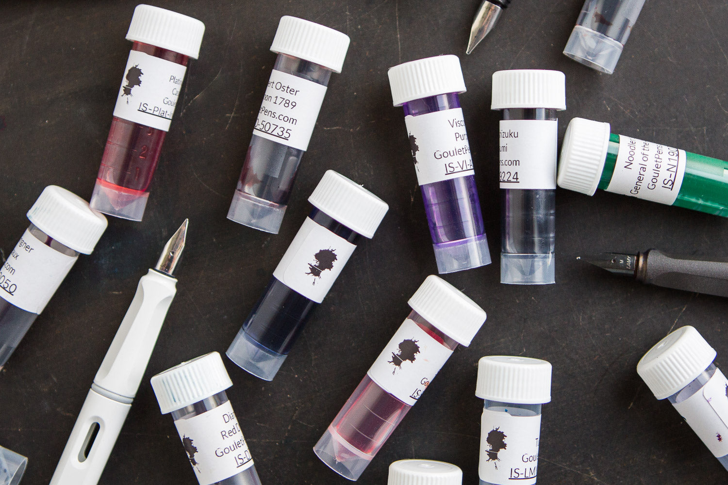 De Atramentis Scented Ink Sample Set