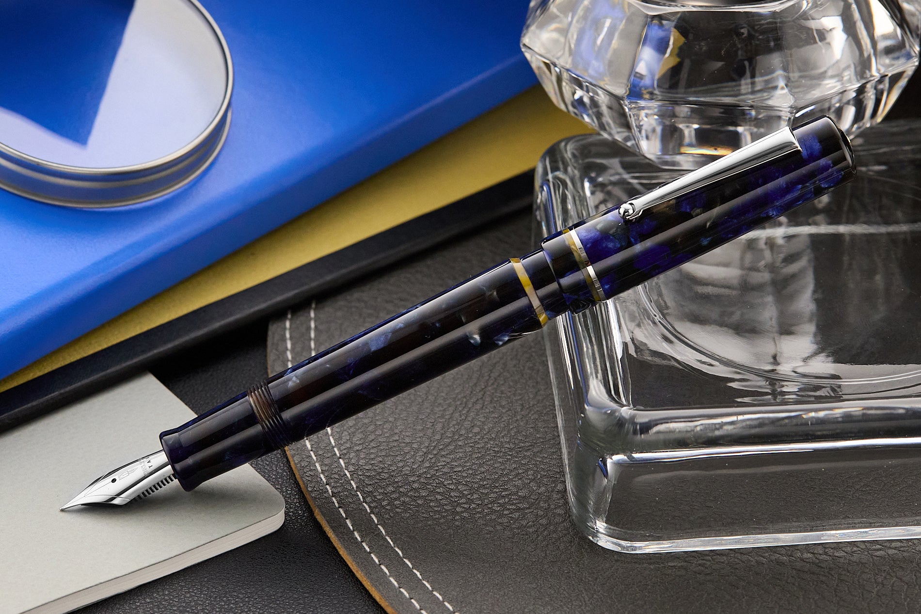 Delta Spaccanapoli Fountain Pen - Filomarino Blue