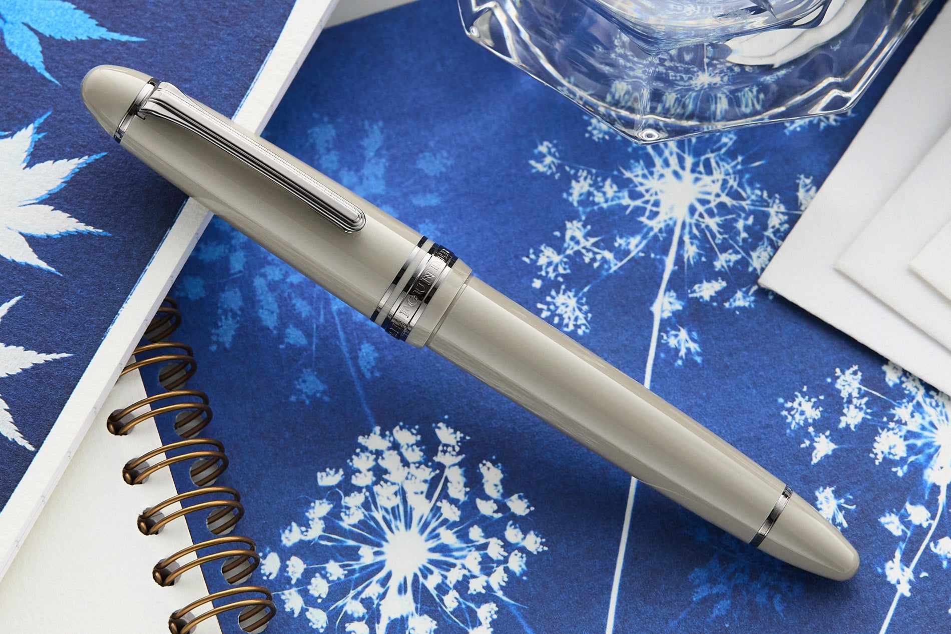 Sailor 1911L Fountain Pen - Themis