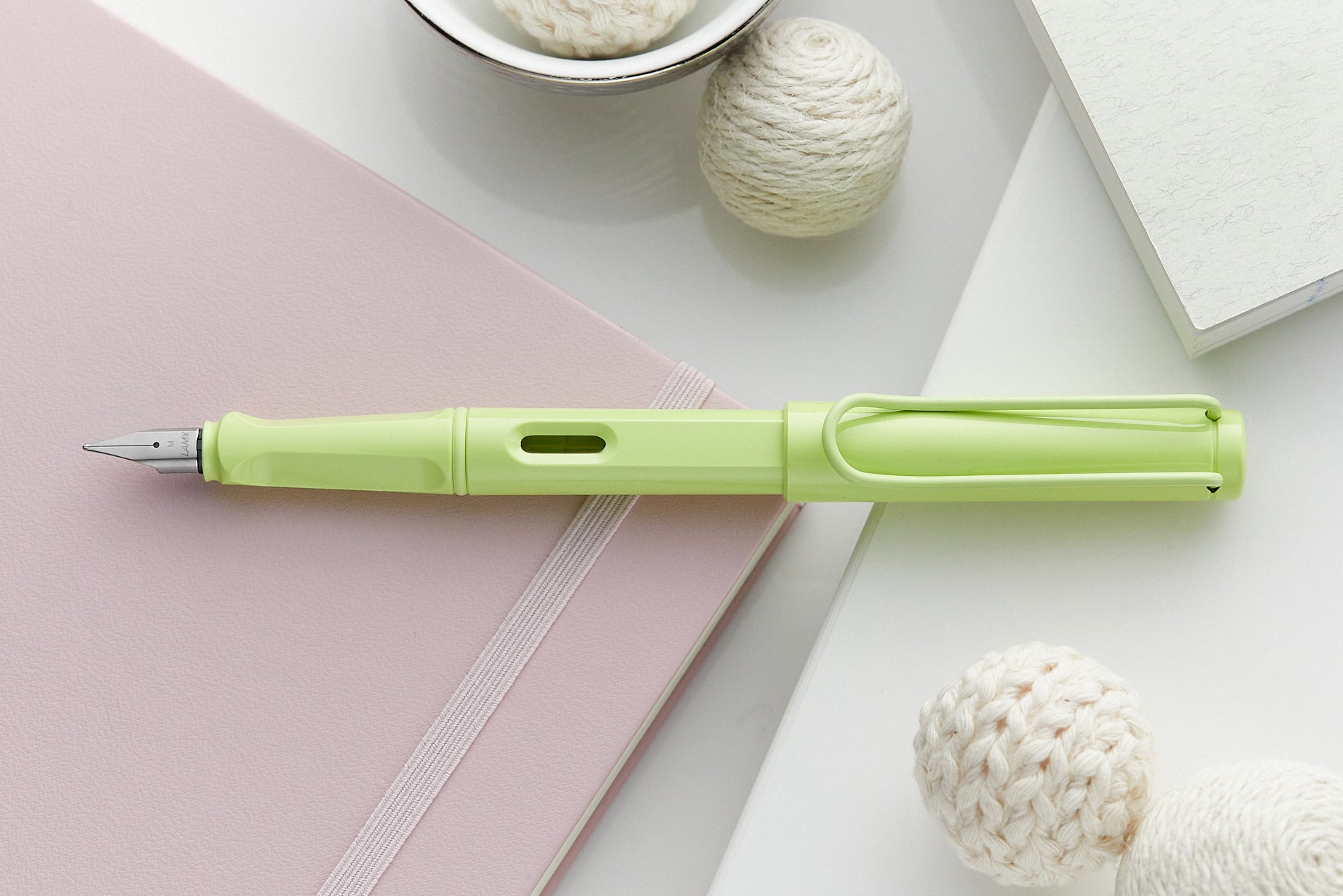 LAMY safari Fountain Pen - springgreen