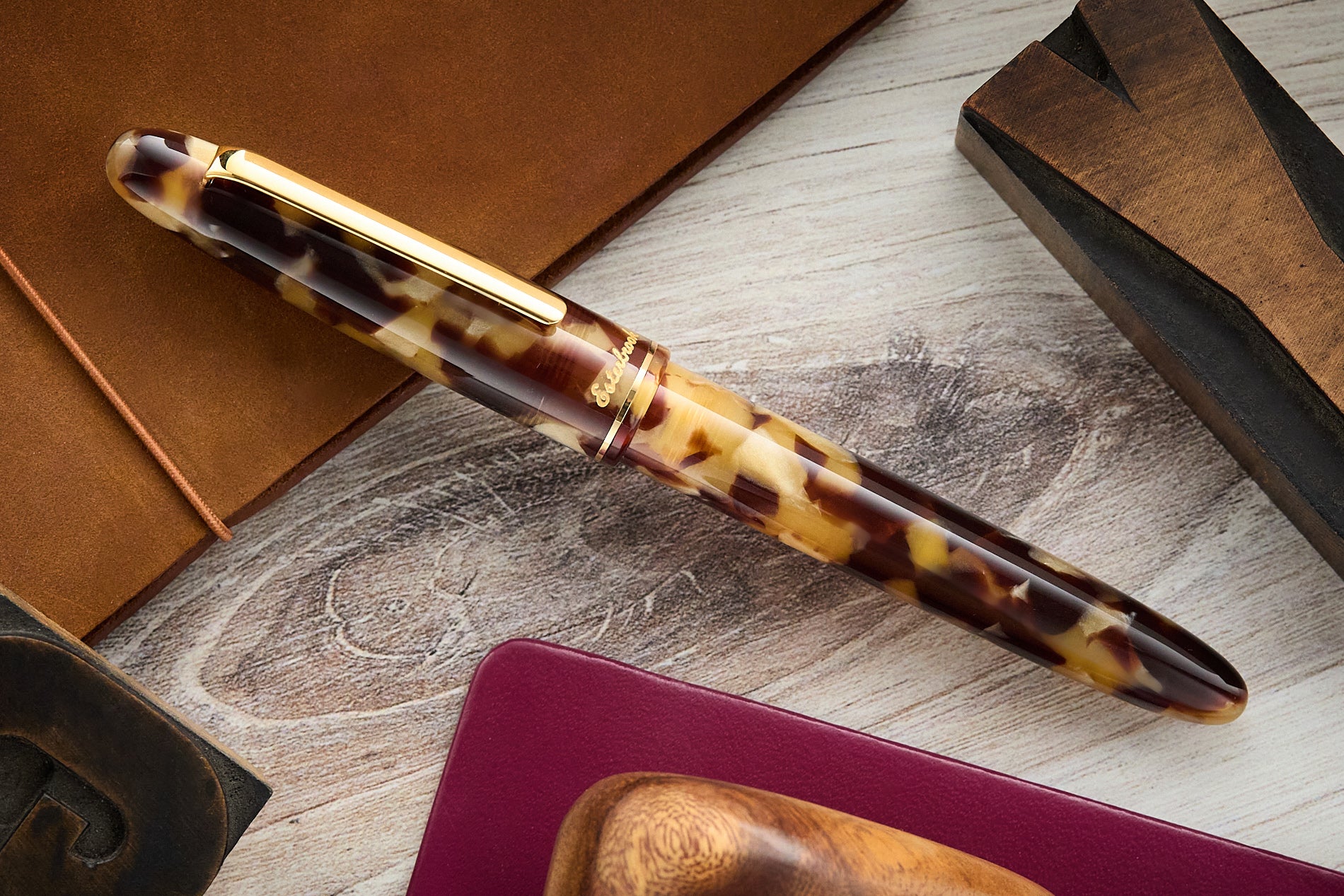 Esterbrook Estie Fountain Pen - Tortoise/Gold