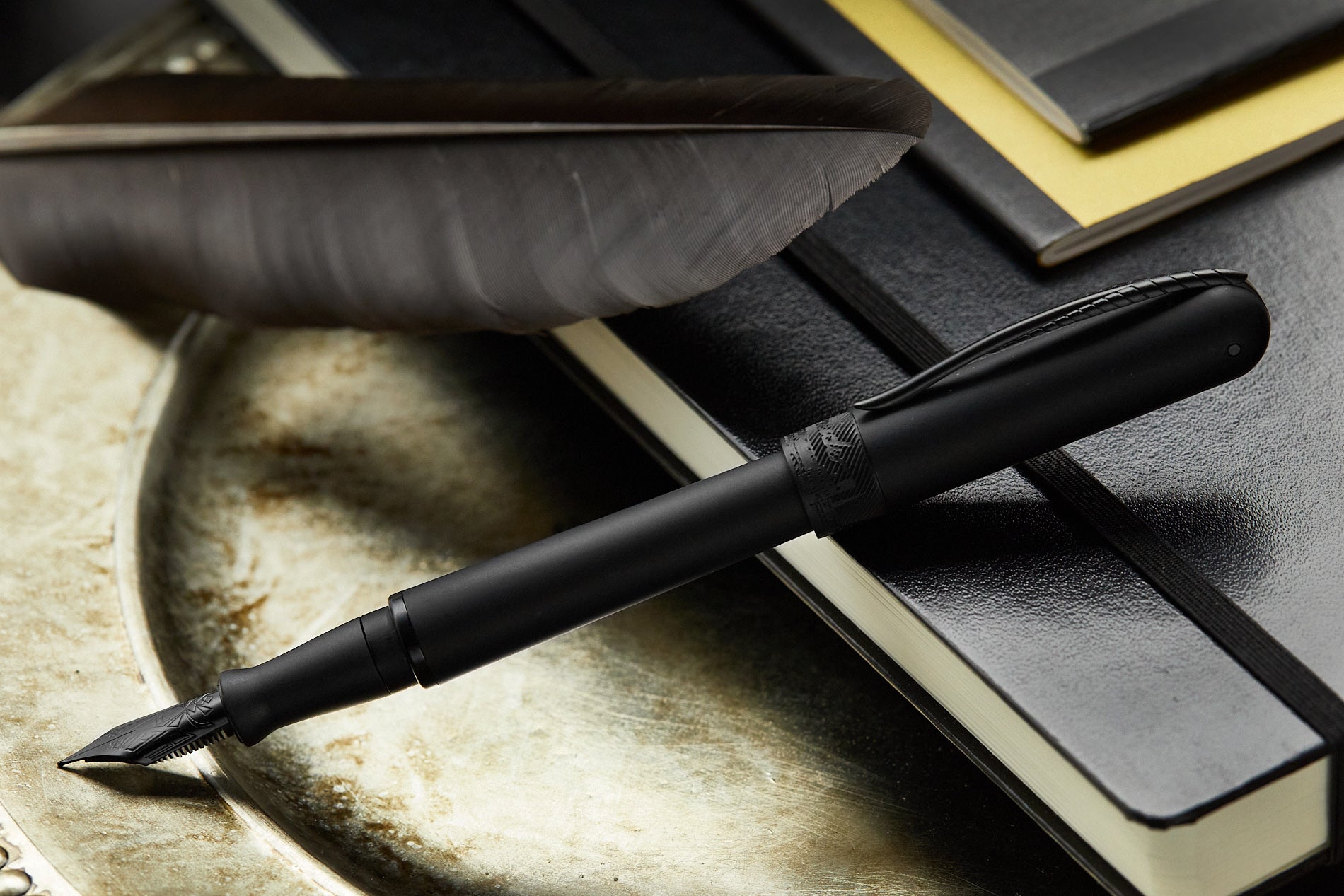 Pineider Avatar UR Fountain Pen - Matte Black