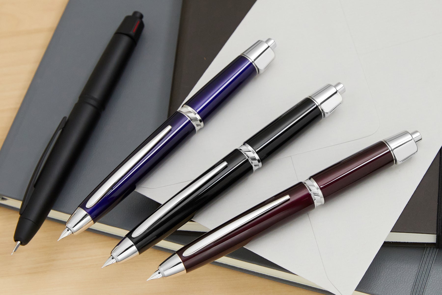 Pilot Vanishing Point LS Fountain Pen - Black/Rhodium