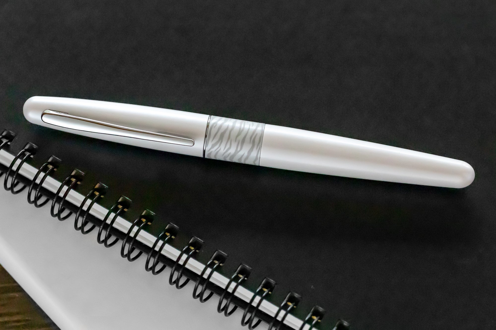 Pilot Metropolitan Fountain Pen - White Tiger