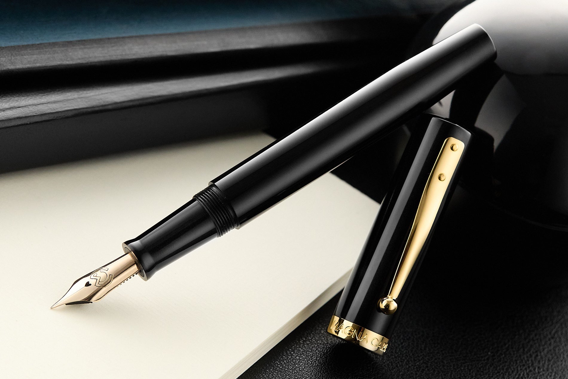 Magna Carta Mag 600 Fountain Pen - Black