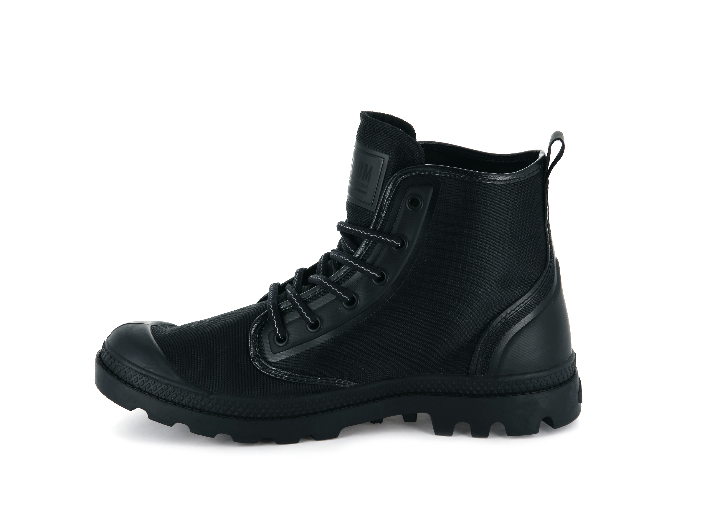 76008-010-M | PAMPA HI NORMCORE | BLACK/BLACK