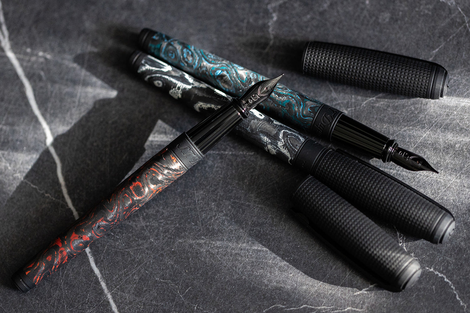 S.T. Dupont Line D Large Carbon Fountain Pen - Glacial Cave