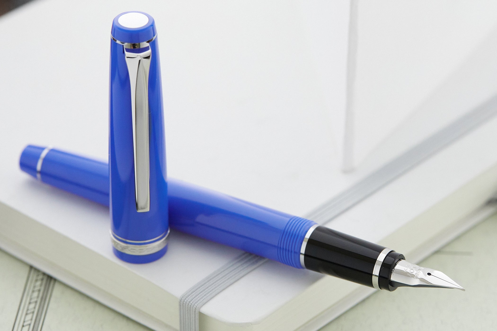 Pilot Falcon Fountain Pen - Blue