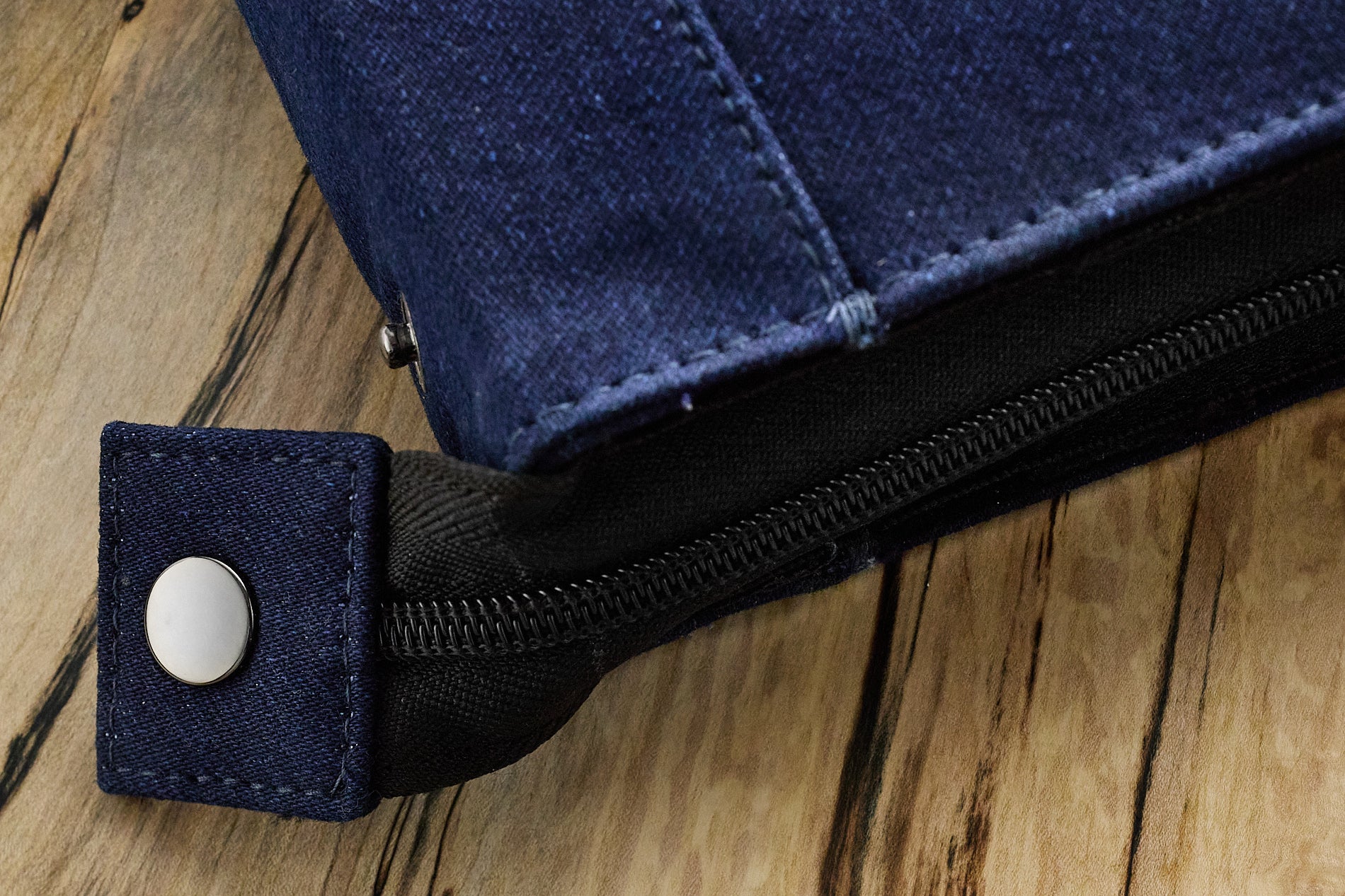 Girologio 24 Zippered Pen Case - Denim