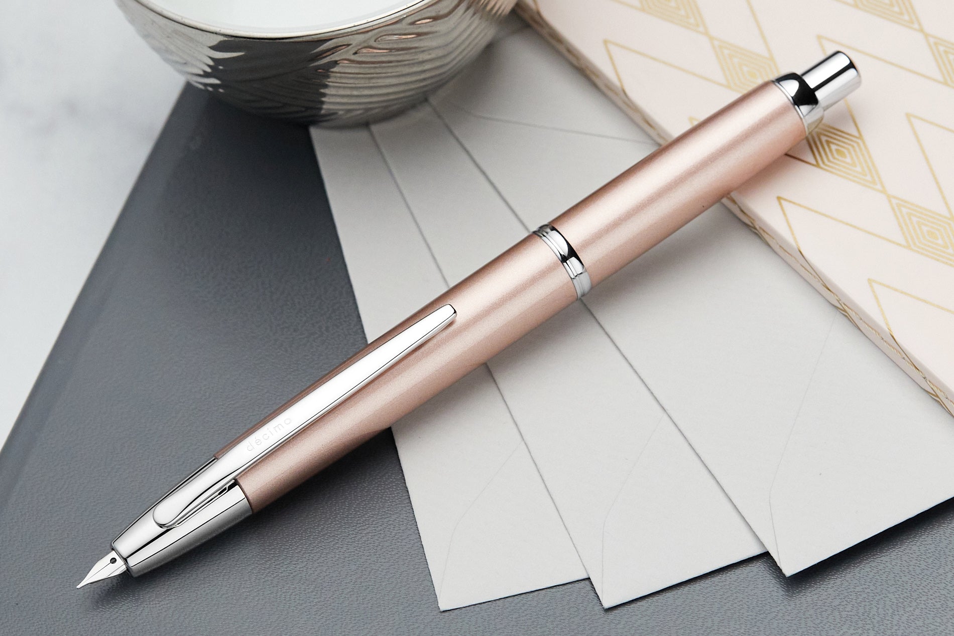 Pilot Vanishing Point Decimo Fountain Pen - Champagne