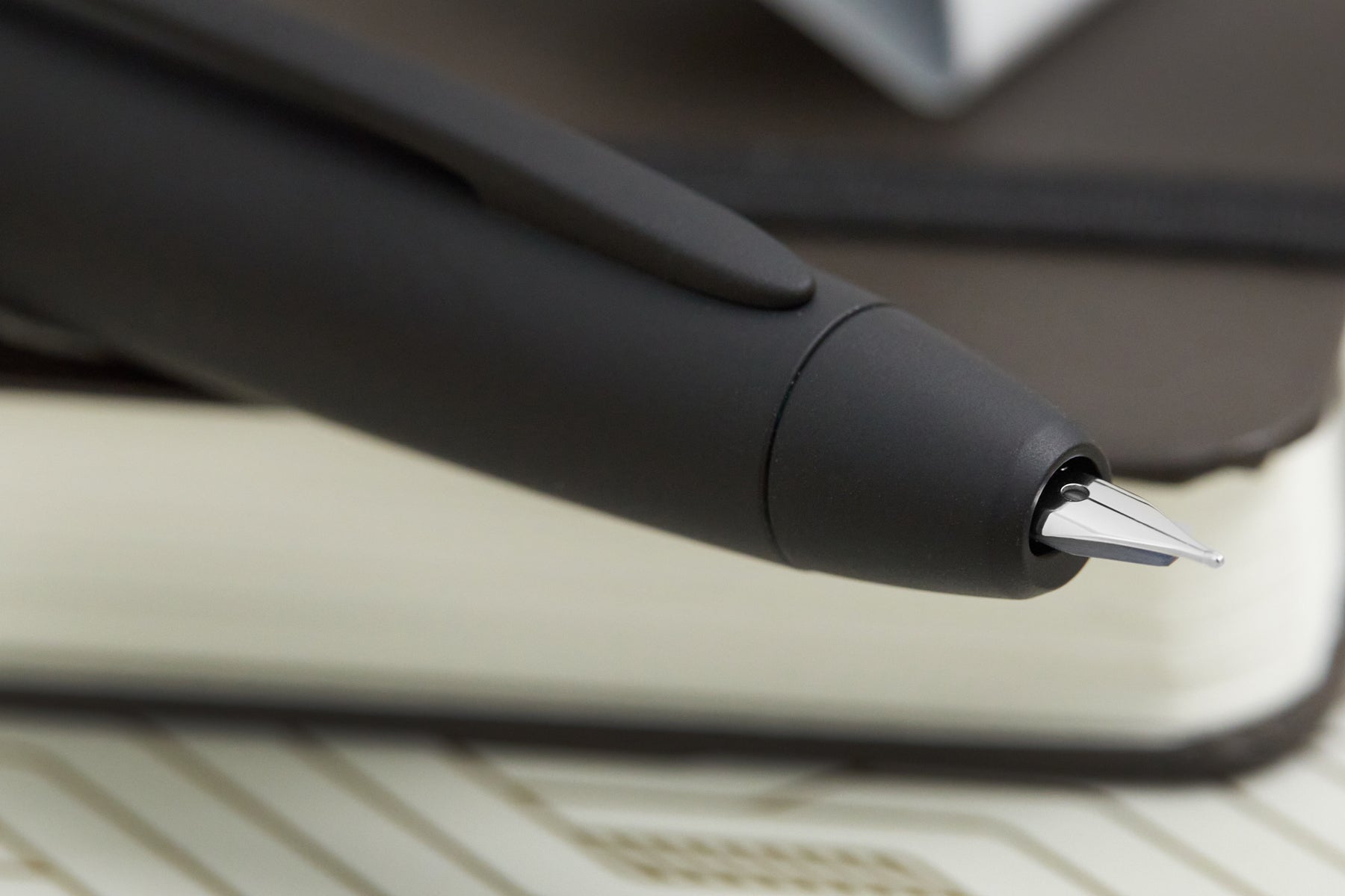 Pilot Vanishing Point LS Fountain Pen - Black Matte