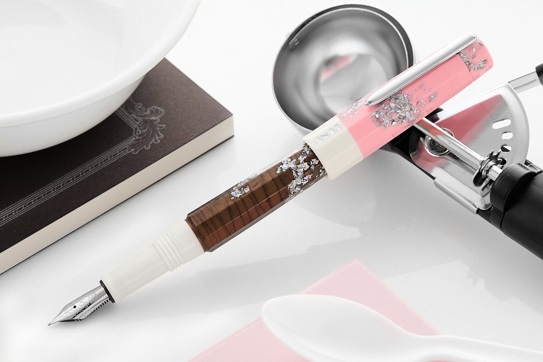 BENU Euphoria Fountain Pen - Neapolitan Ice Cream (Special Edition)