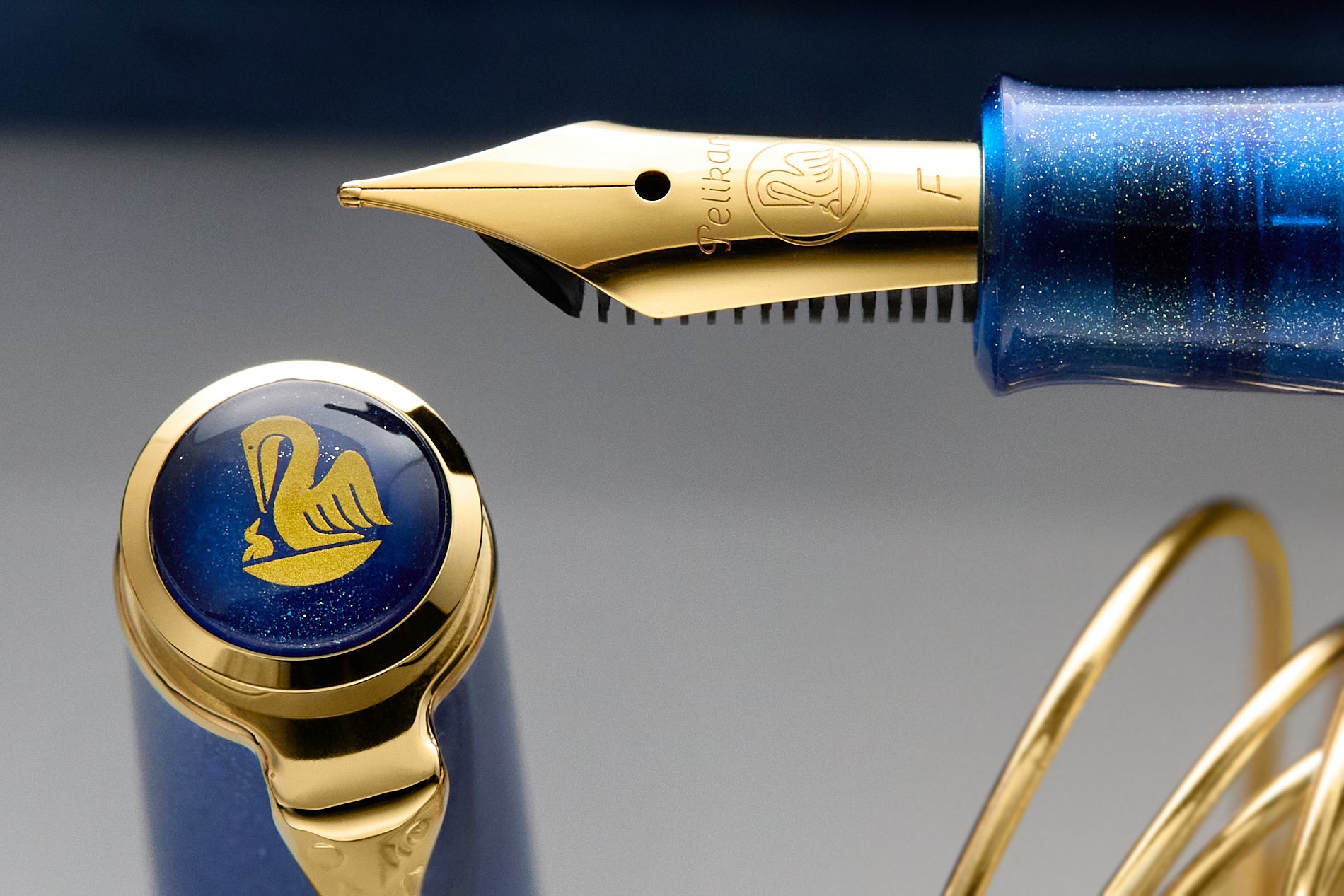 Pelikan M200 Fountain Pen - Golden Lapis (Special Edition)