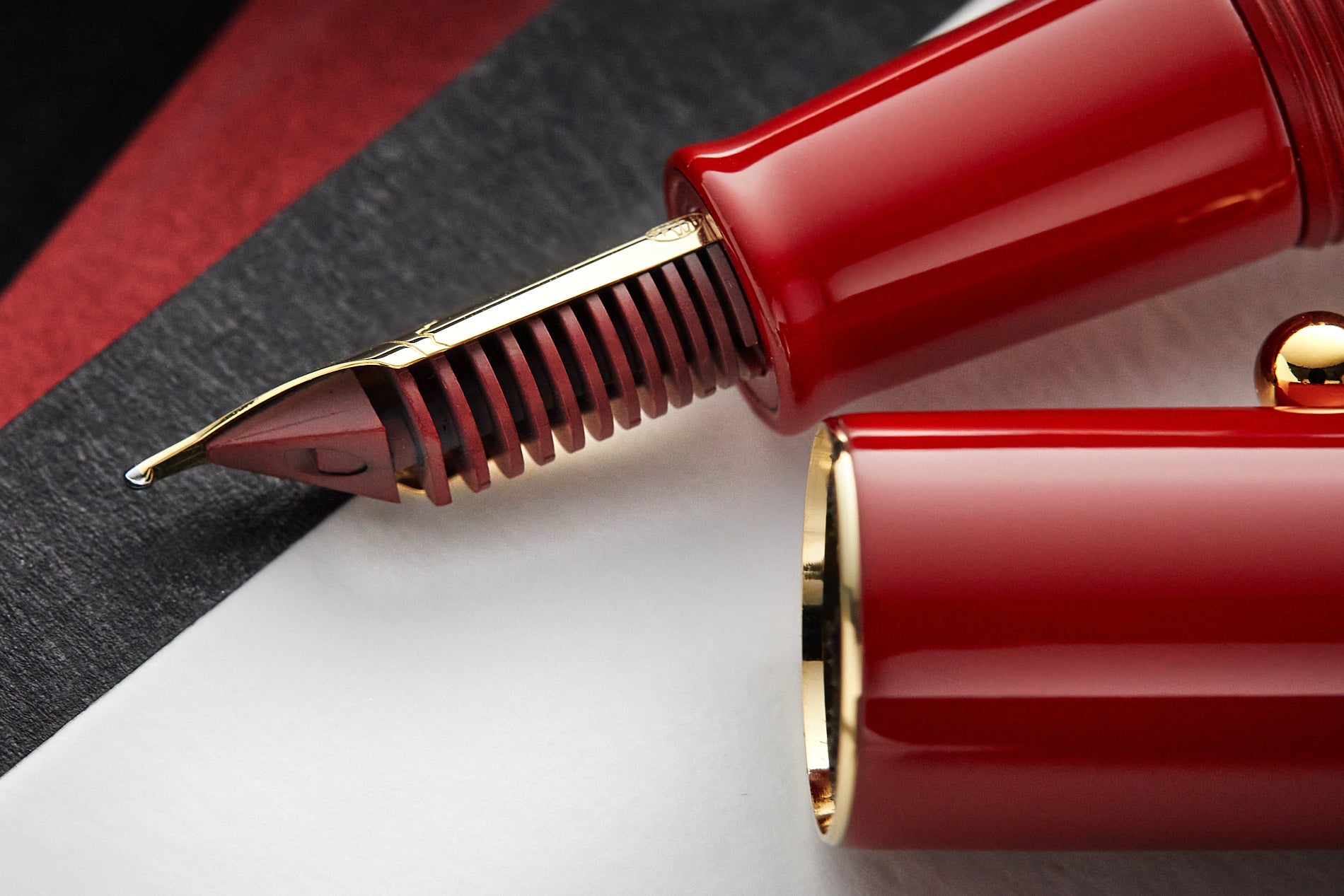 Namiki Yukari Royale Urushi Fountain Pen - Vermillion